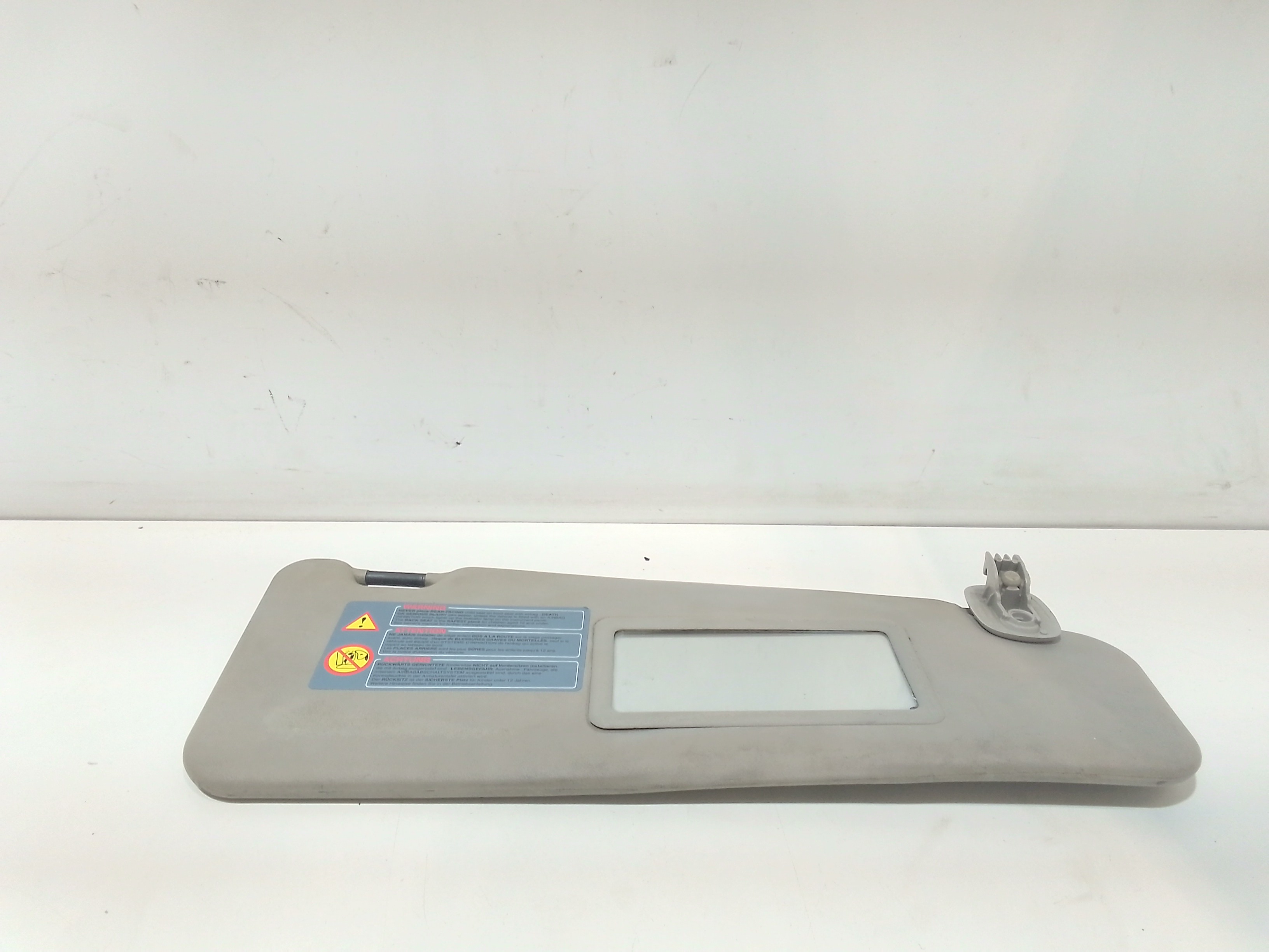 Aletta Parasole Parabrezza Destro 964006011R Usato