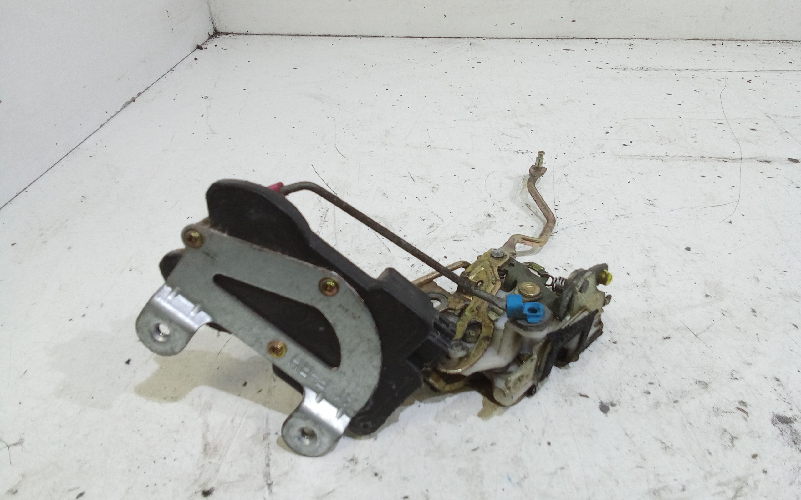 Serratura Porta Ant. Destro Usato