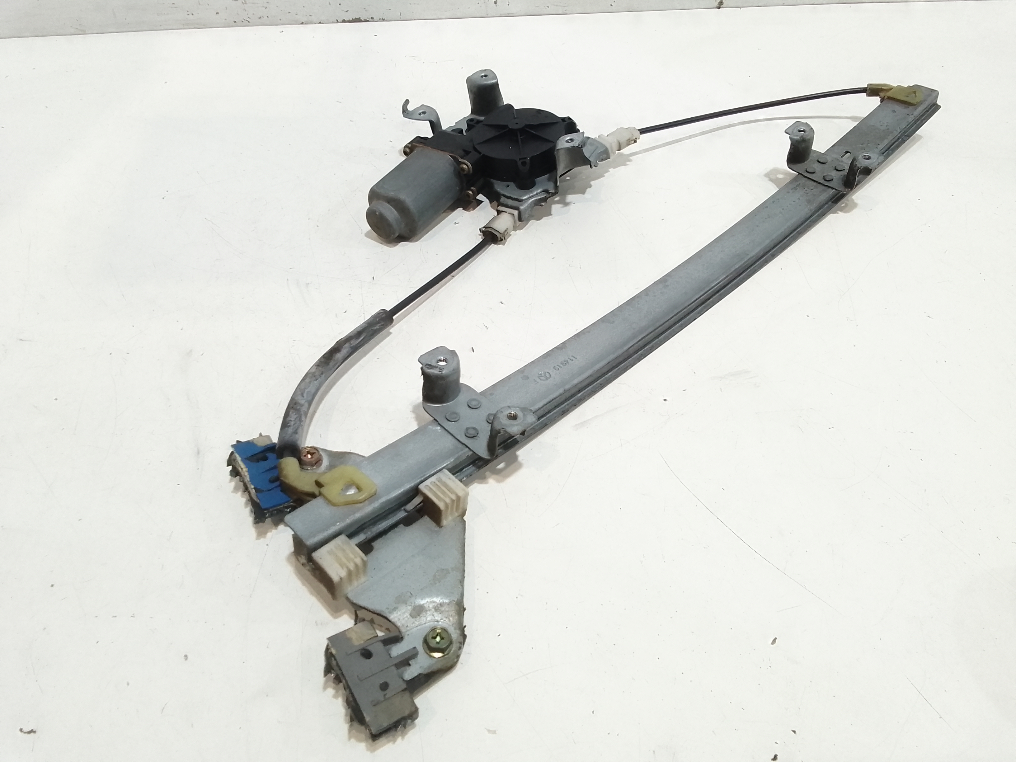 Alzacristallo Porta Ant. Sinistro Usato