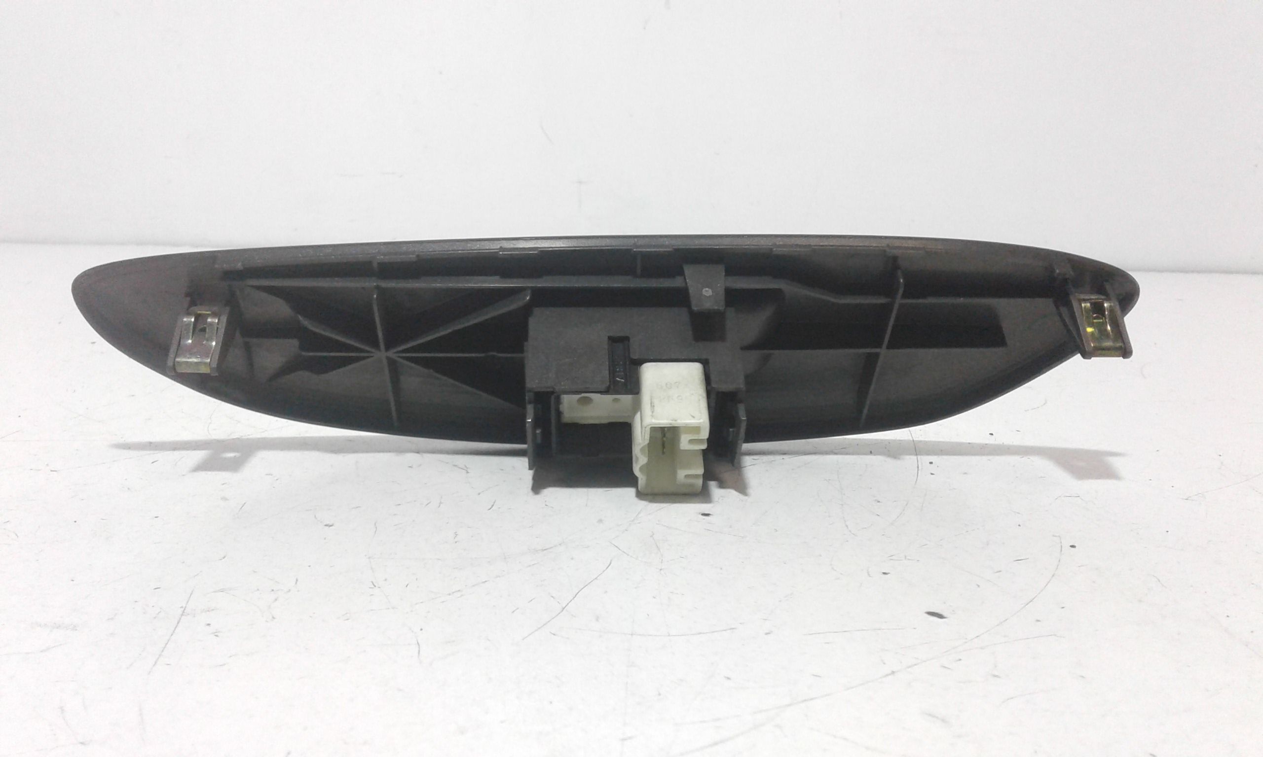 Interruttore Alzacristalli Porta Ant. Destro 8481012080 Usato