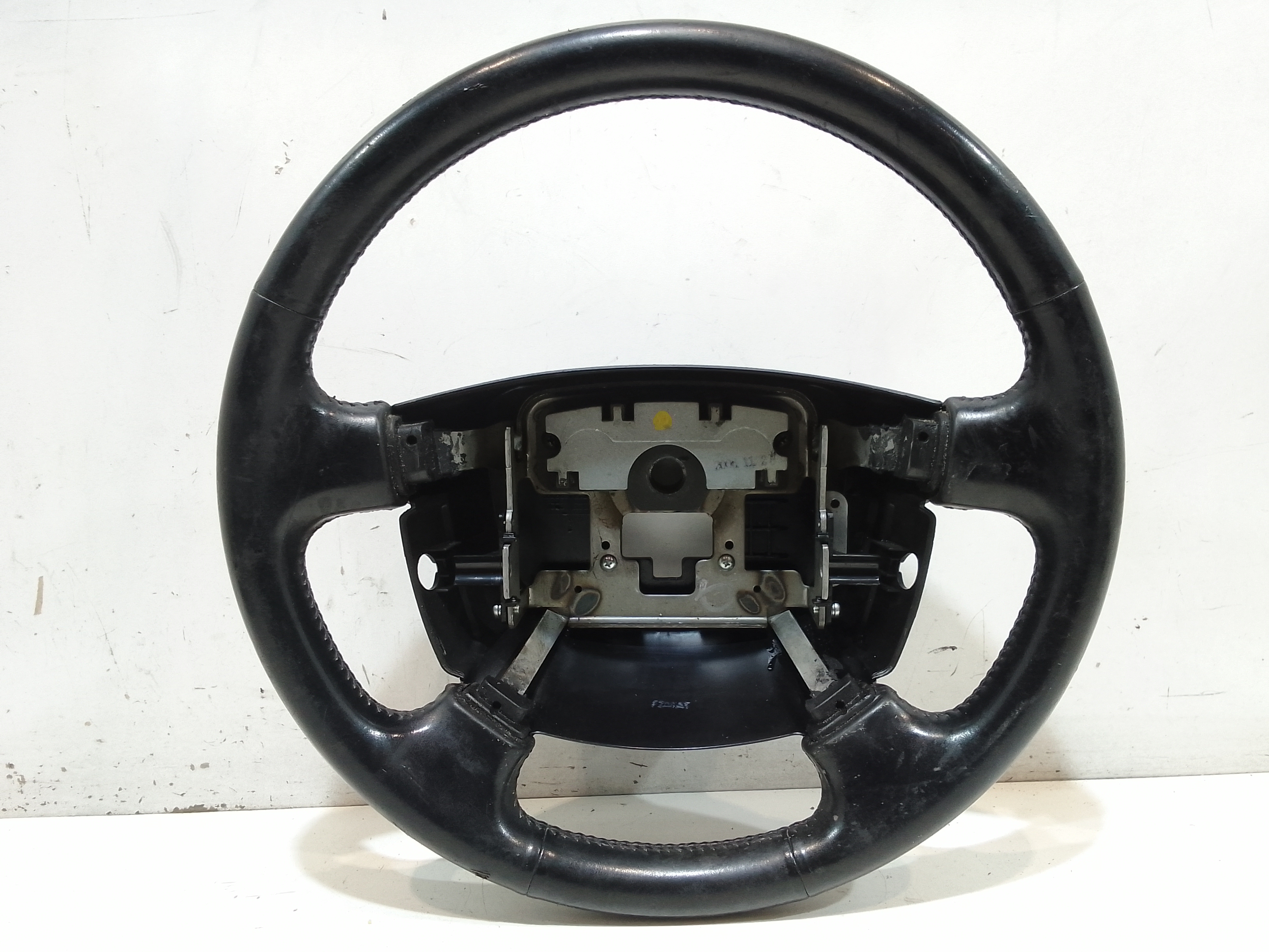 Volante 4610009050LAM Usato