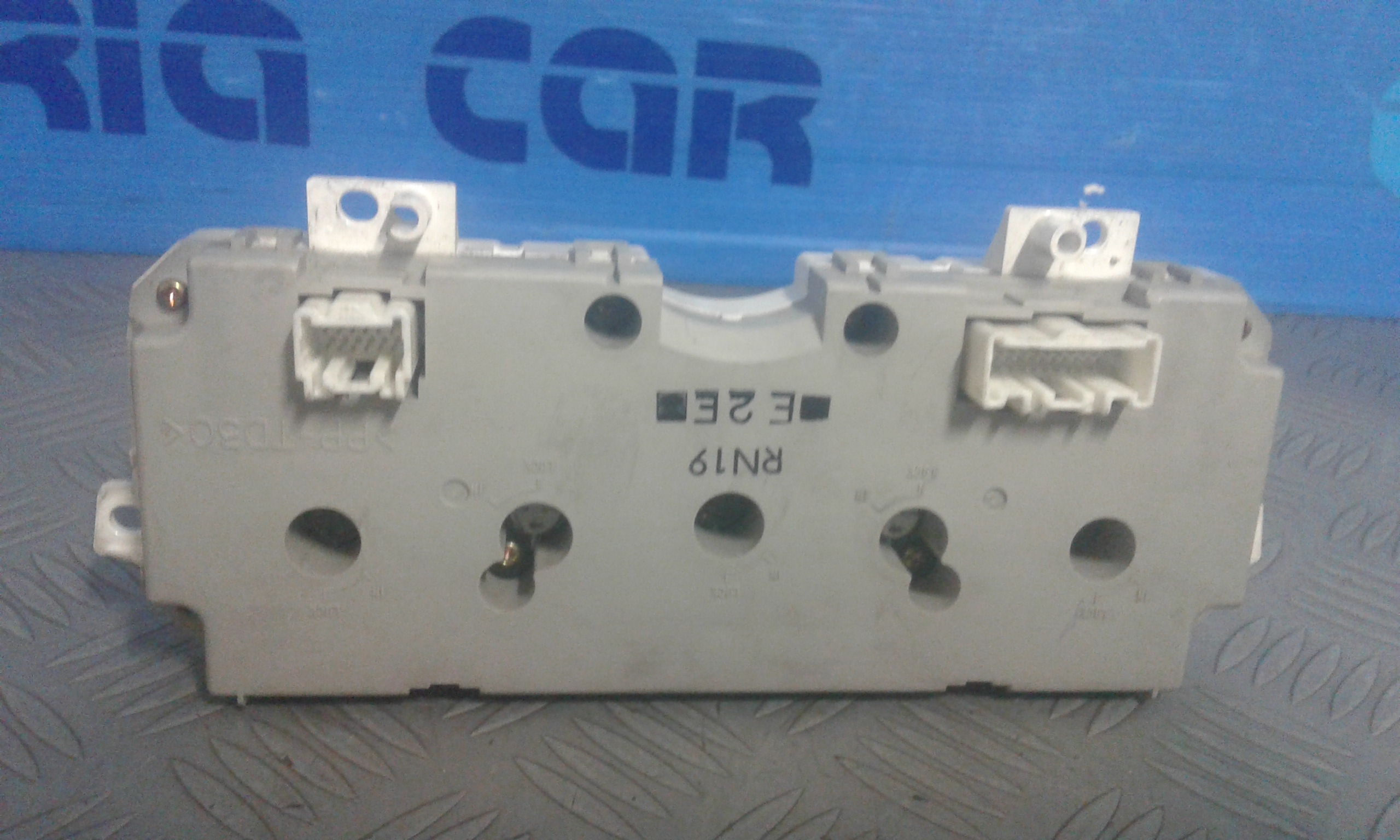 Blocco Comando Climatizzazione GJ6A61190A Usato