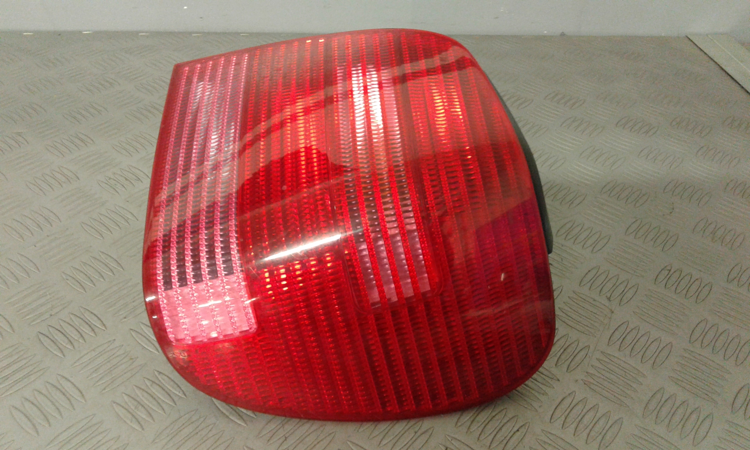 Fanale Post. Destro 6N0945096 Usato