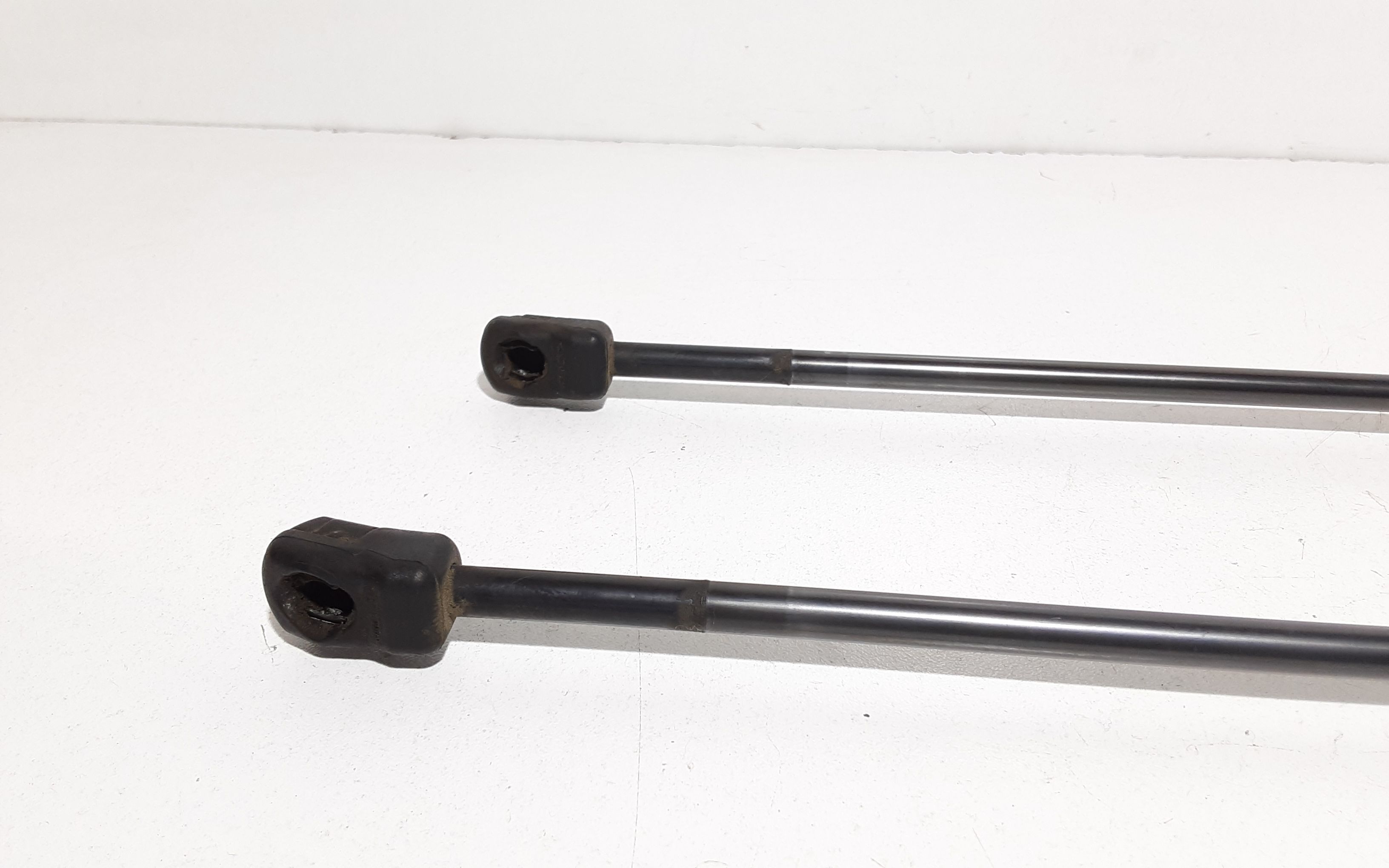 Cerniera Cofano Post. Destro Usato