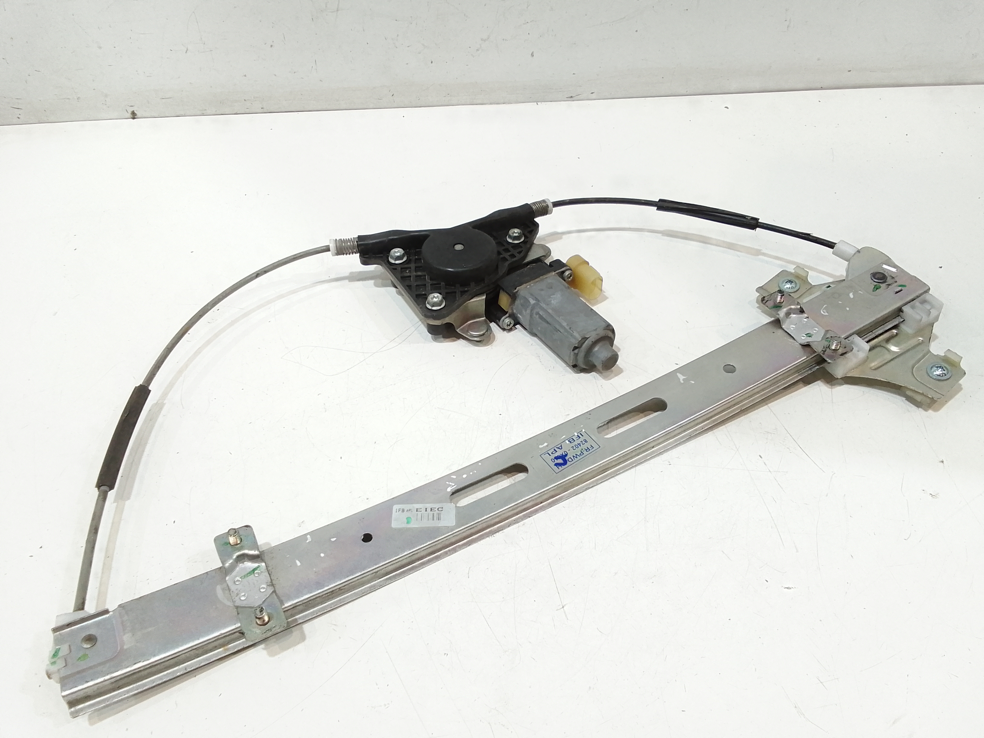 Alzacristallo Porta Ant. Destro 824020X000 Usato