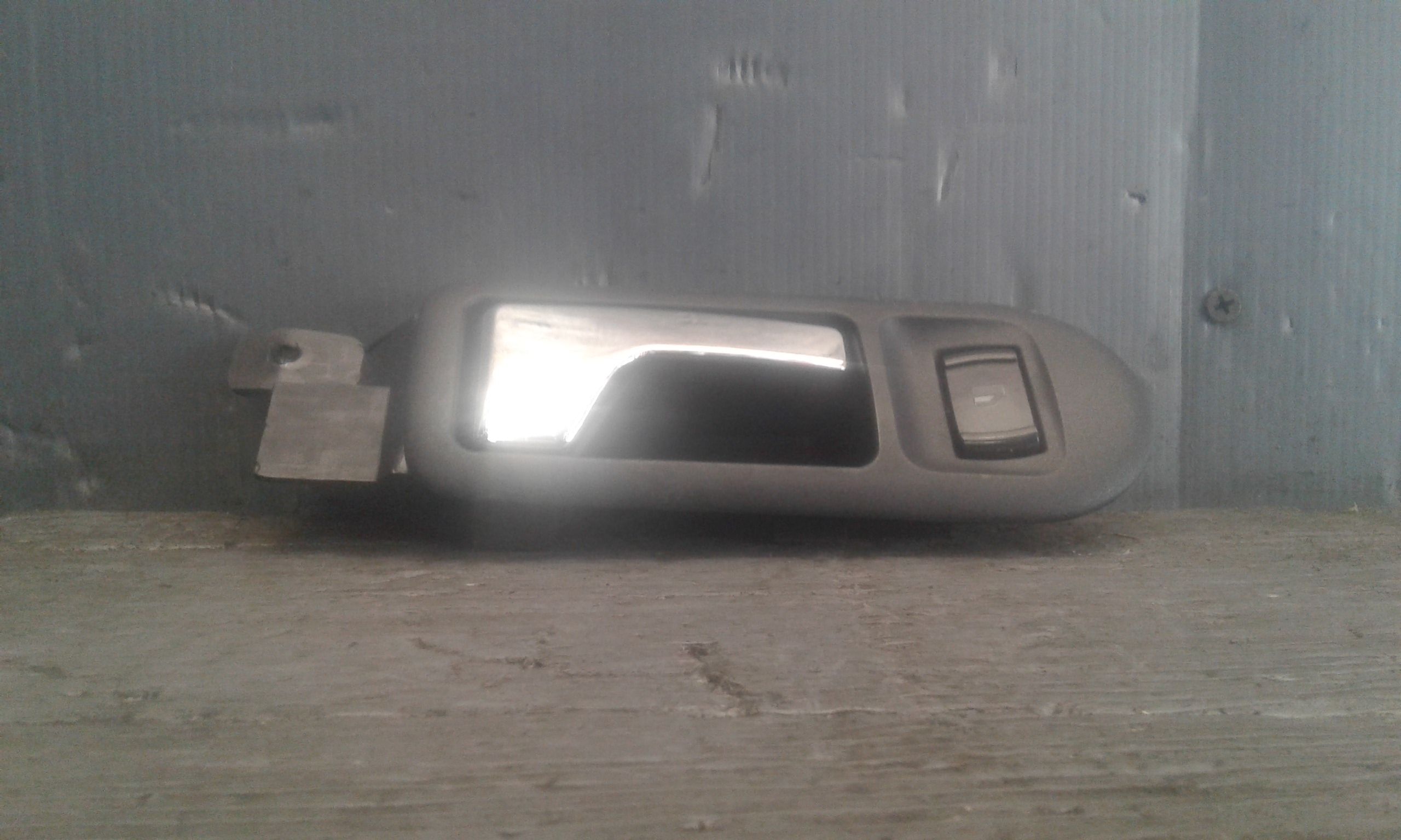 Maniglia Int. Apertura Porta Ant. Destro Usato