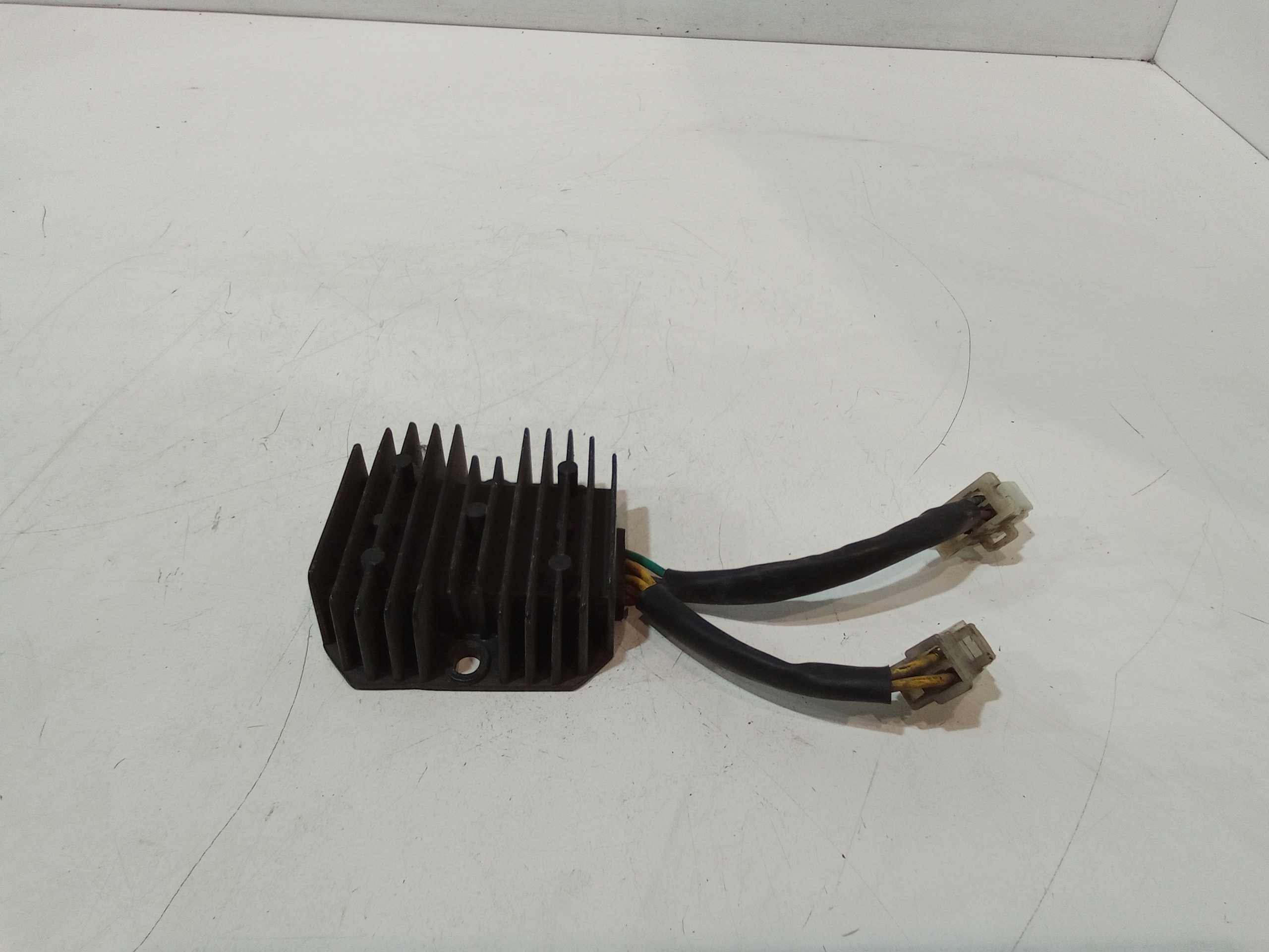 Regolatore Tensione Usato