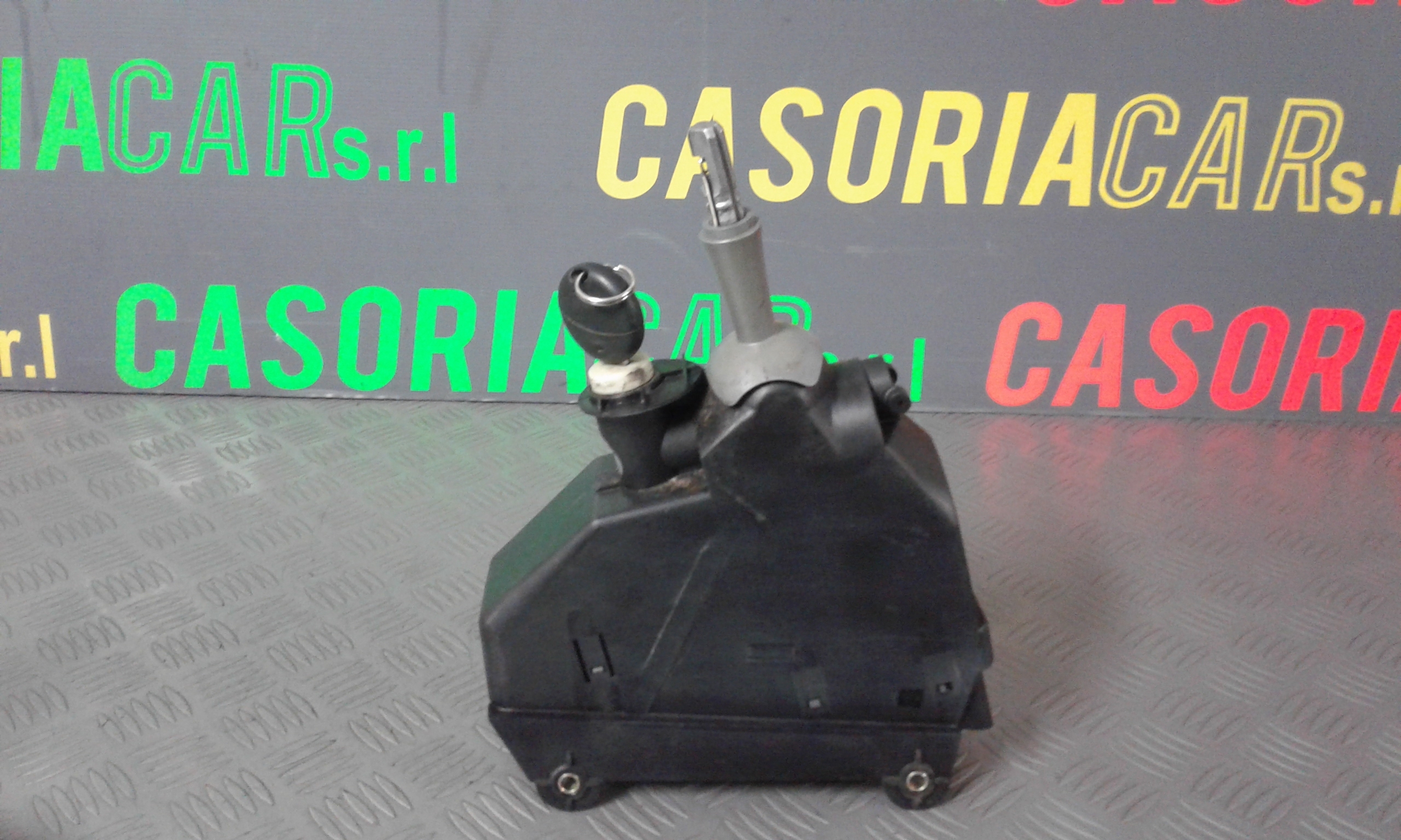 Leva Cambio Q0007543V003C28Y00 Usato