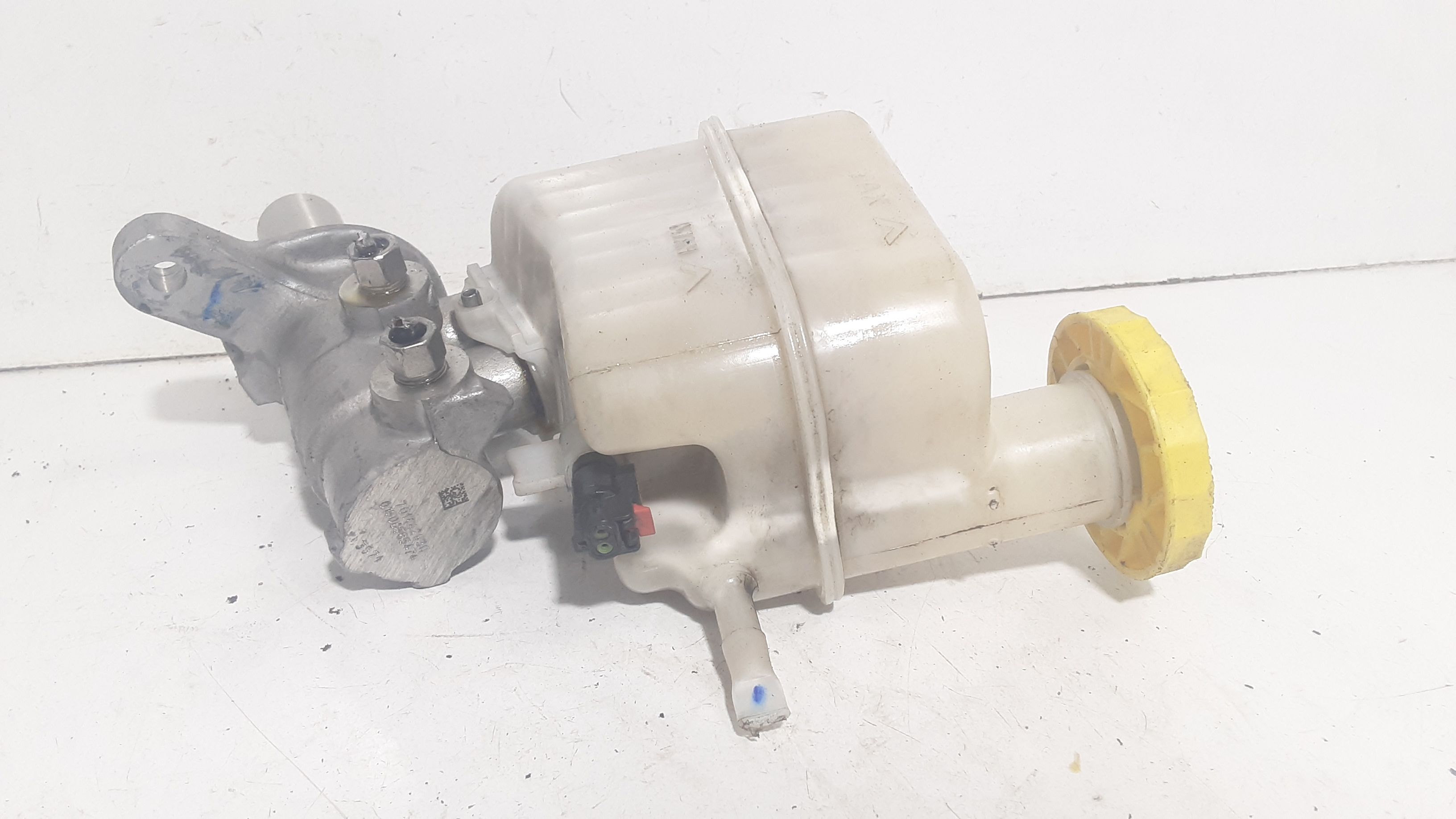 Pompa Comando Freni K68004467AD Usato