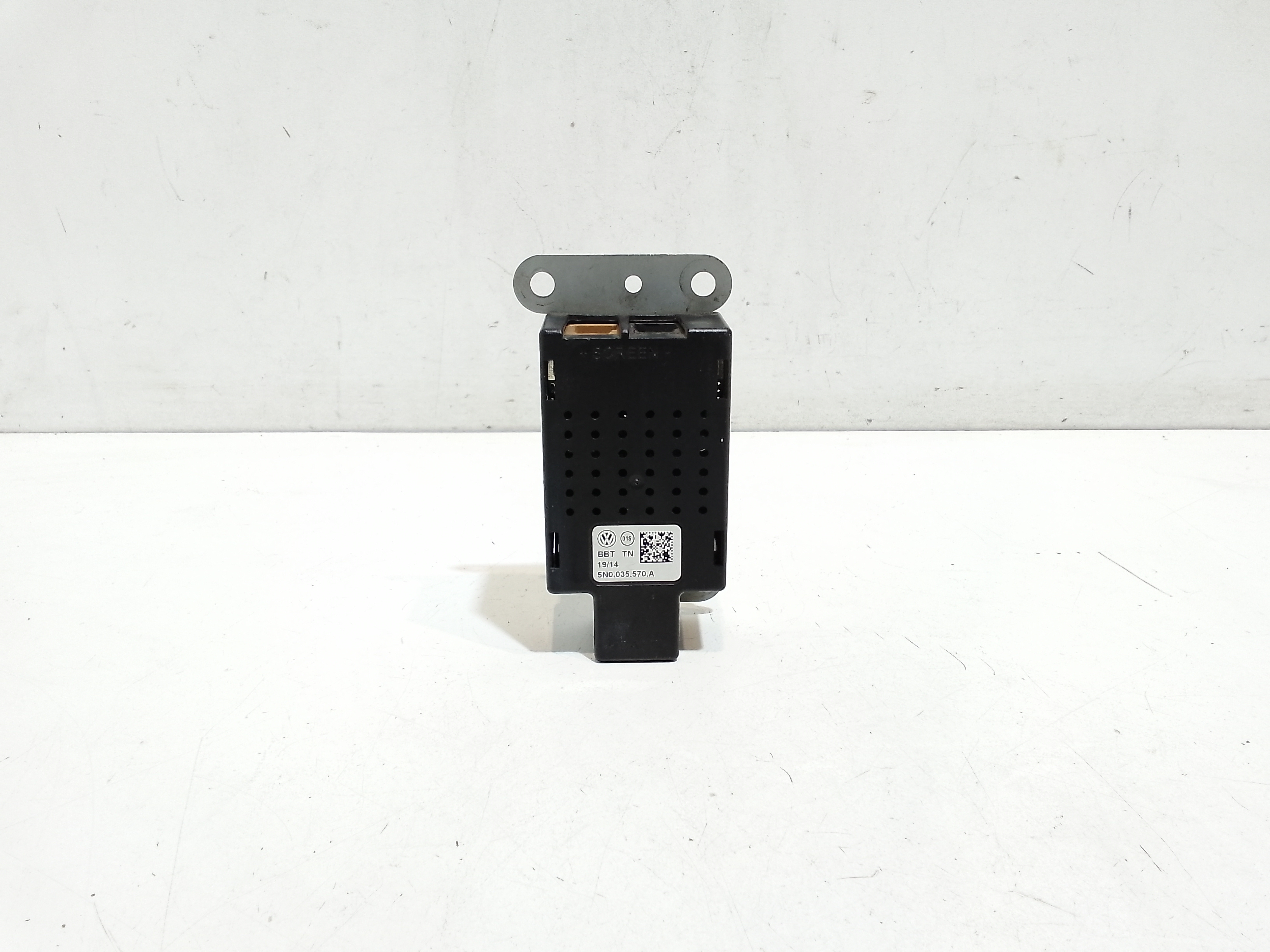 Amplificatore Hi-fi 5C6035456AZ0F Usato