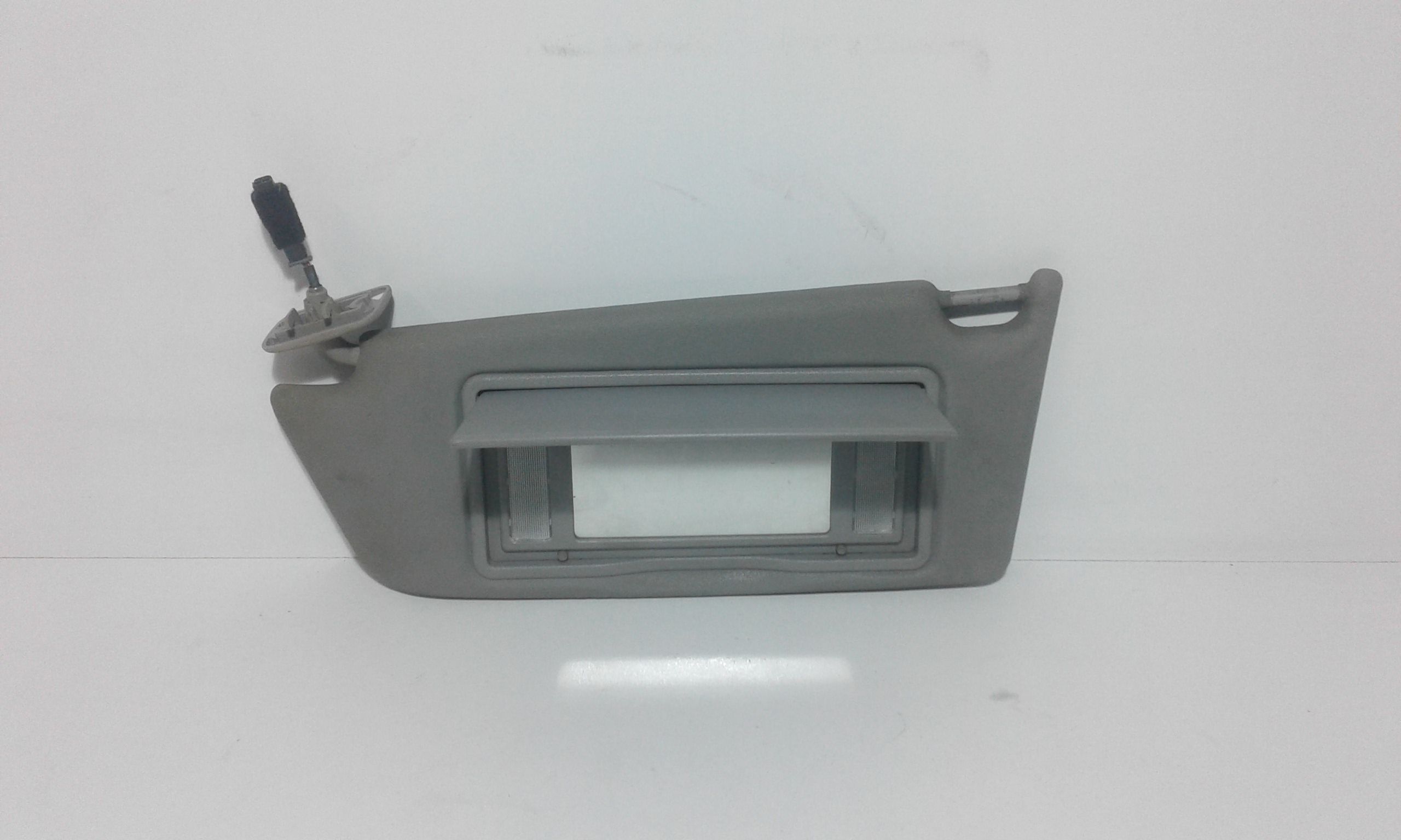 Aletta Parasole Parabrezza Sinistro 13113042 Usato