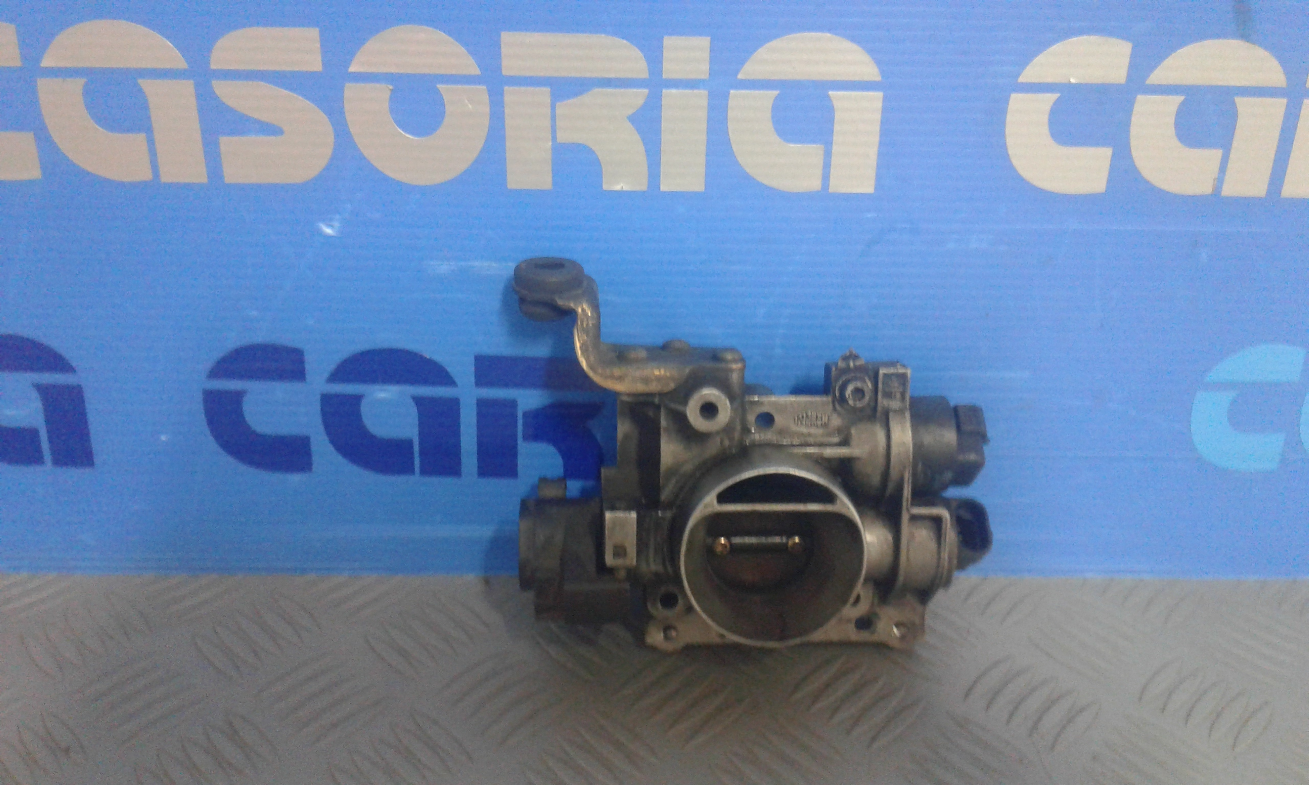 Corpo Farfallato 77363298 Usato