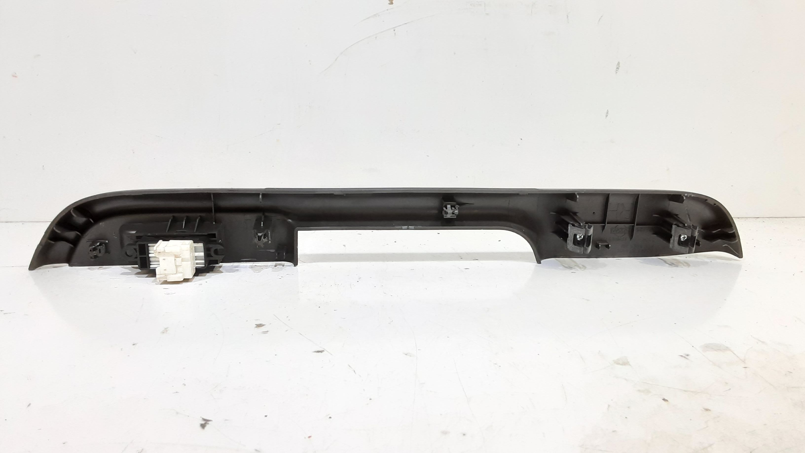 Interruttore Alzacristalli Porta Post. Destro 254110V000 Usato