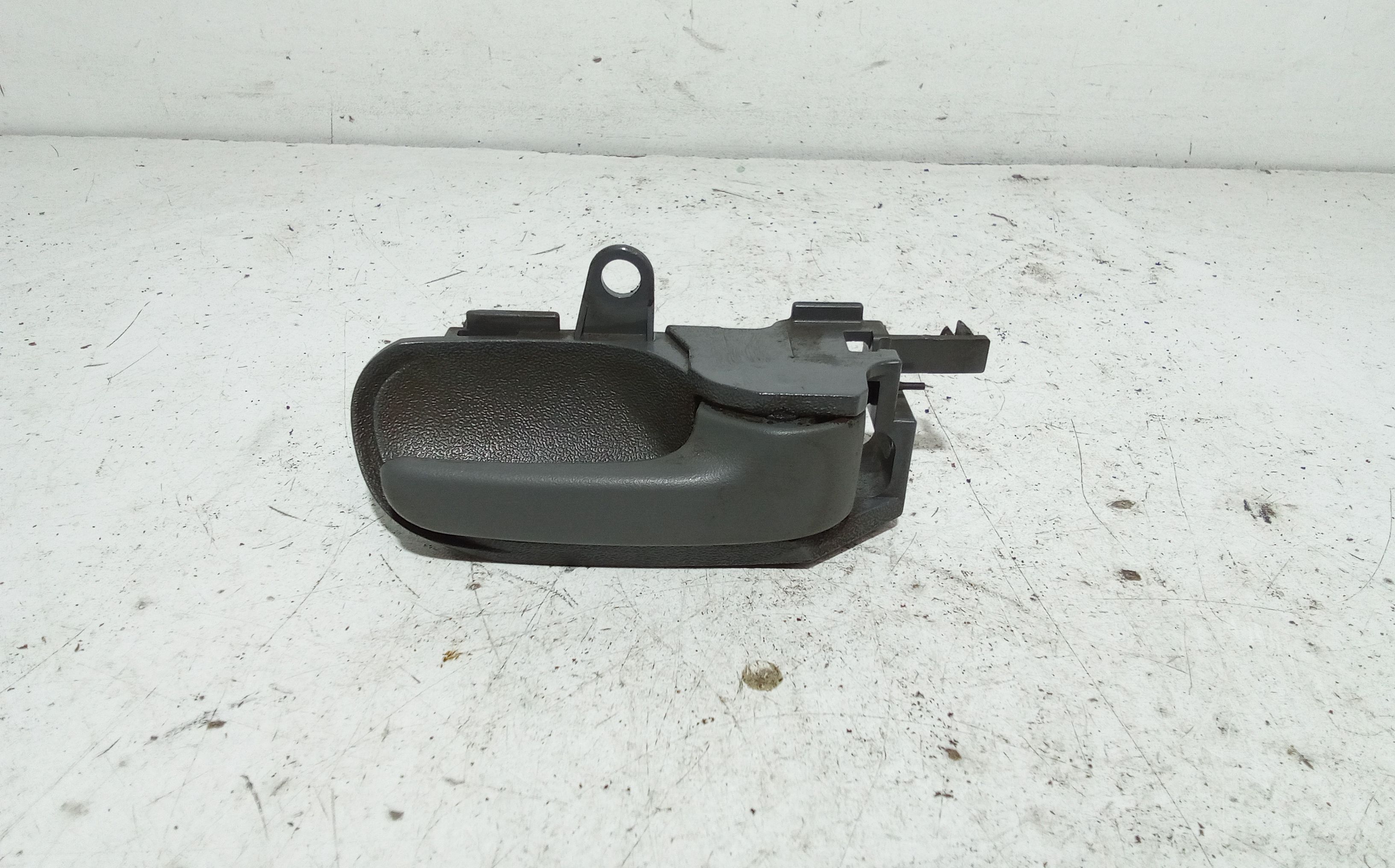 Maniglia Int. Apertura Porta Ant. Destro Usato