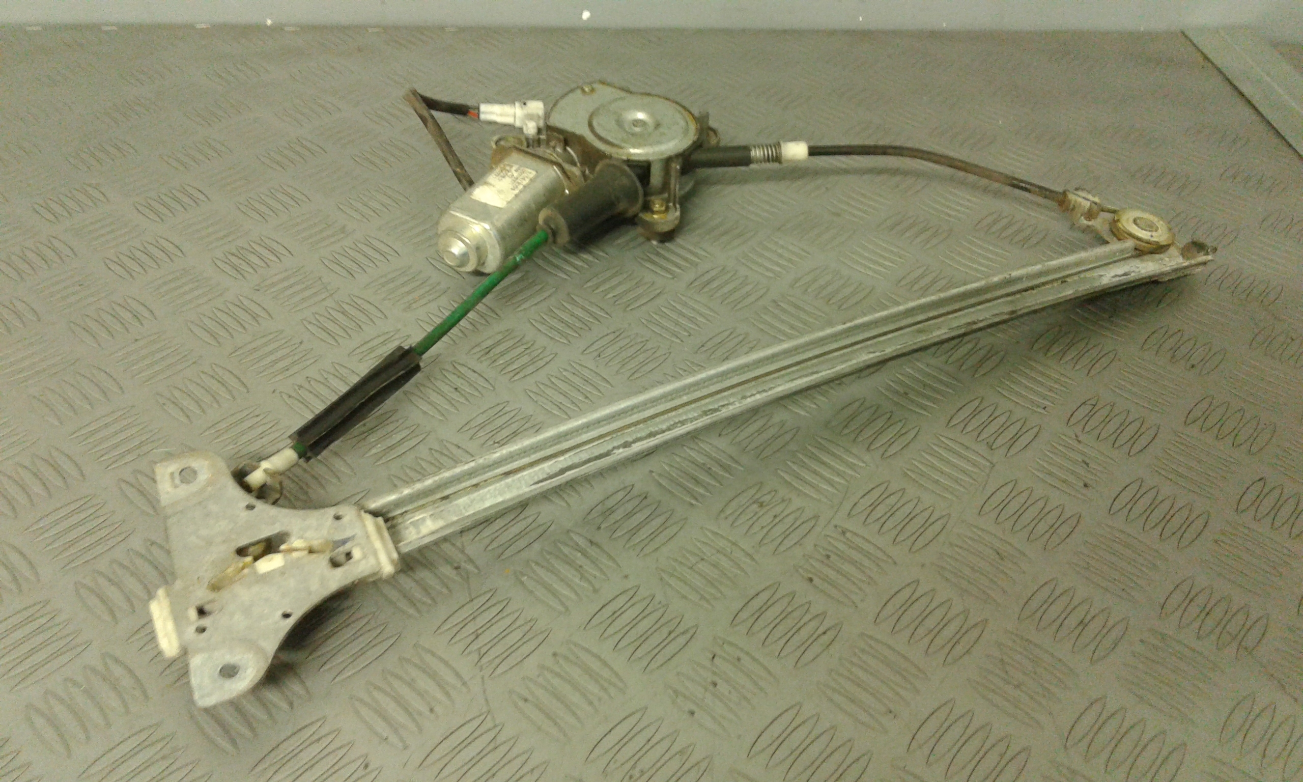 Alzacristallo Porta Ant. Destro 9206363 Usato