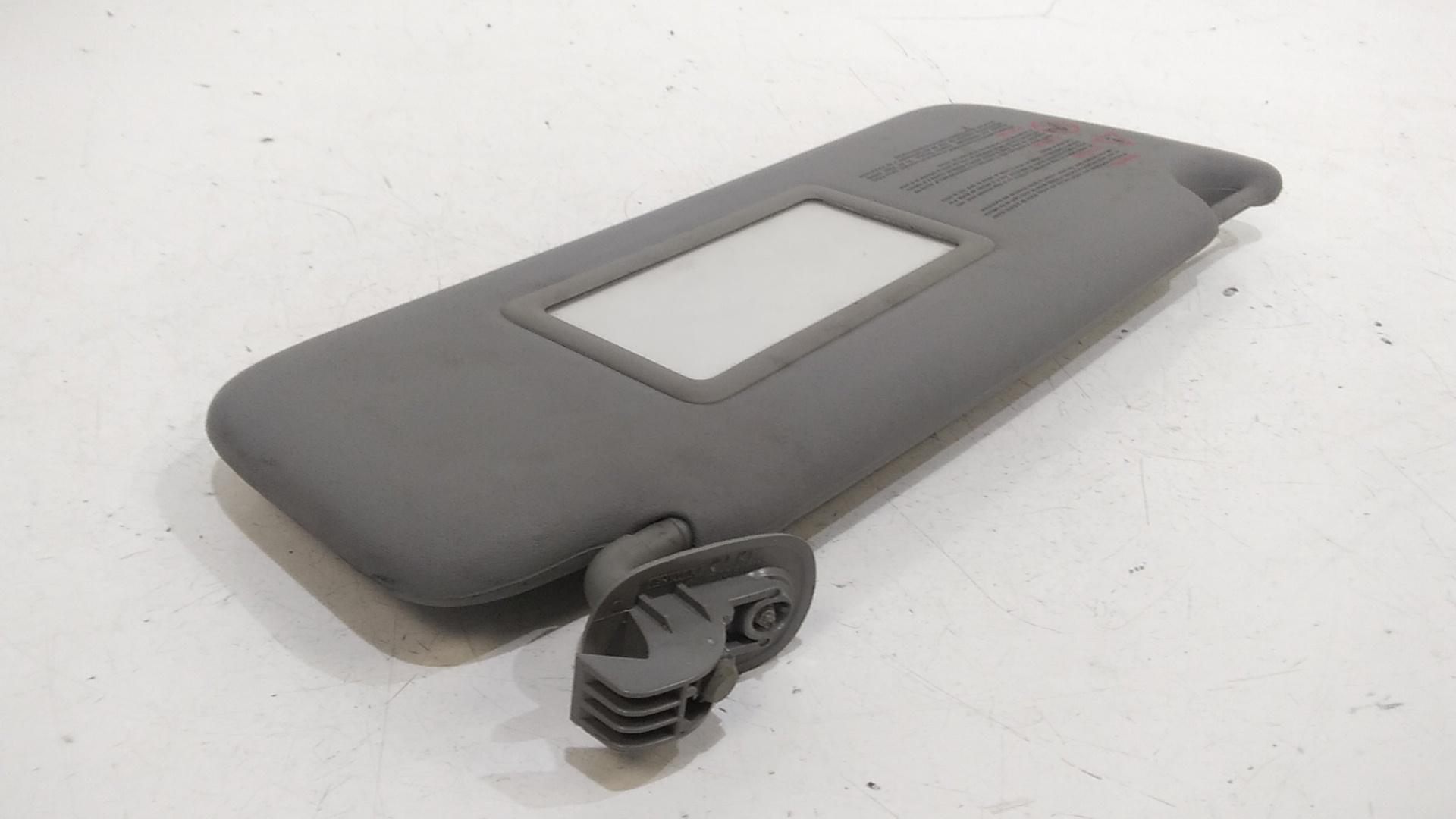 Aletta Parasole Parabrezza Destro Usato