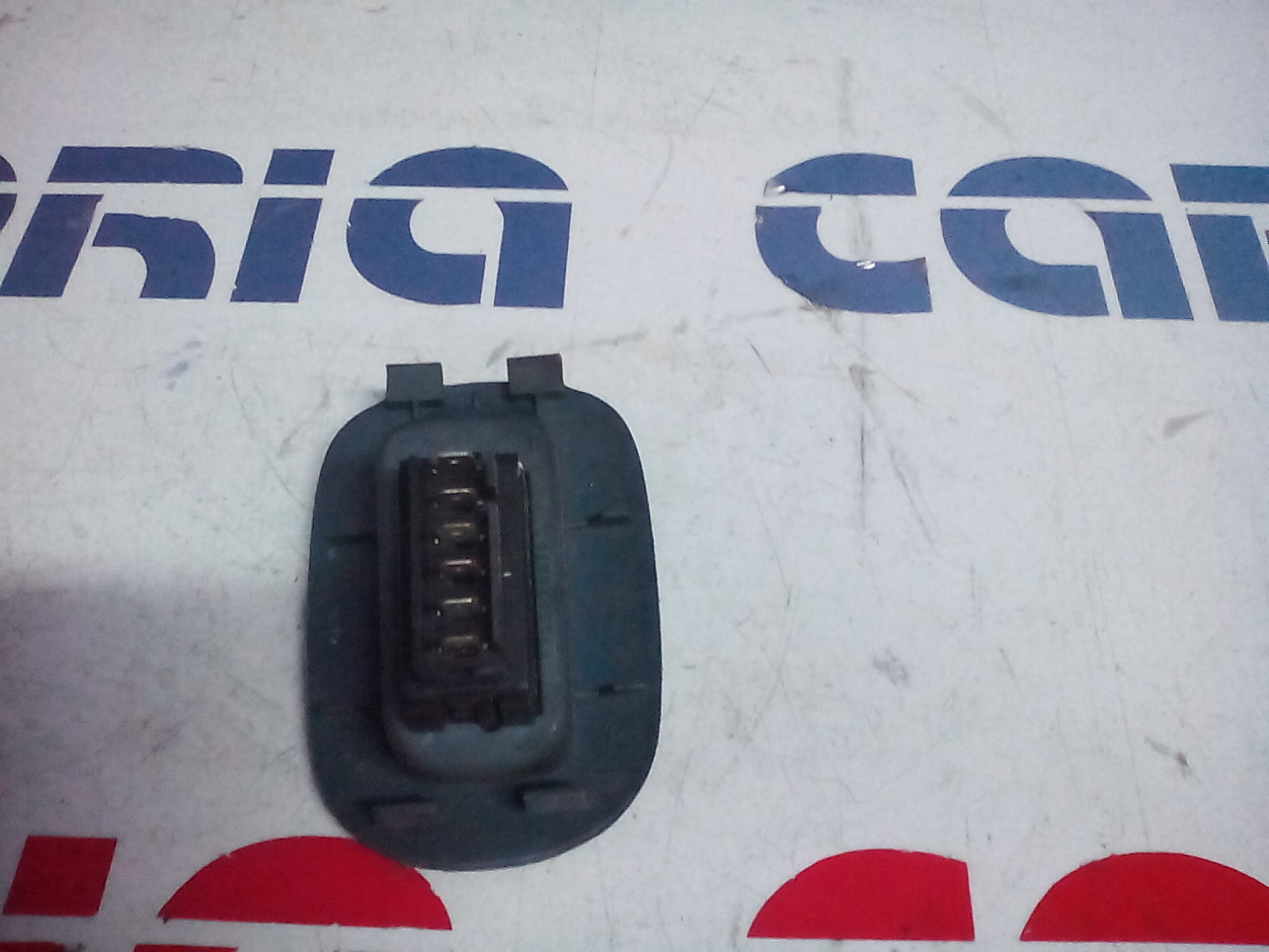 Interruttore Alzacristalli Porta Ant. Destro Usato