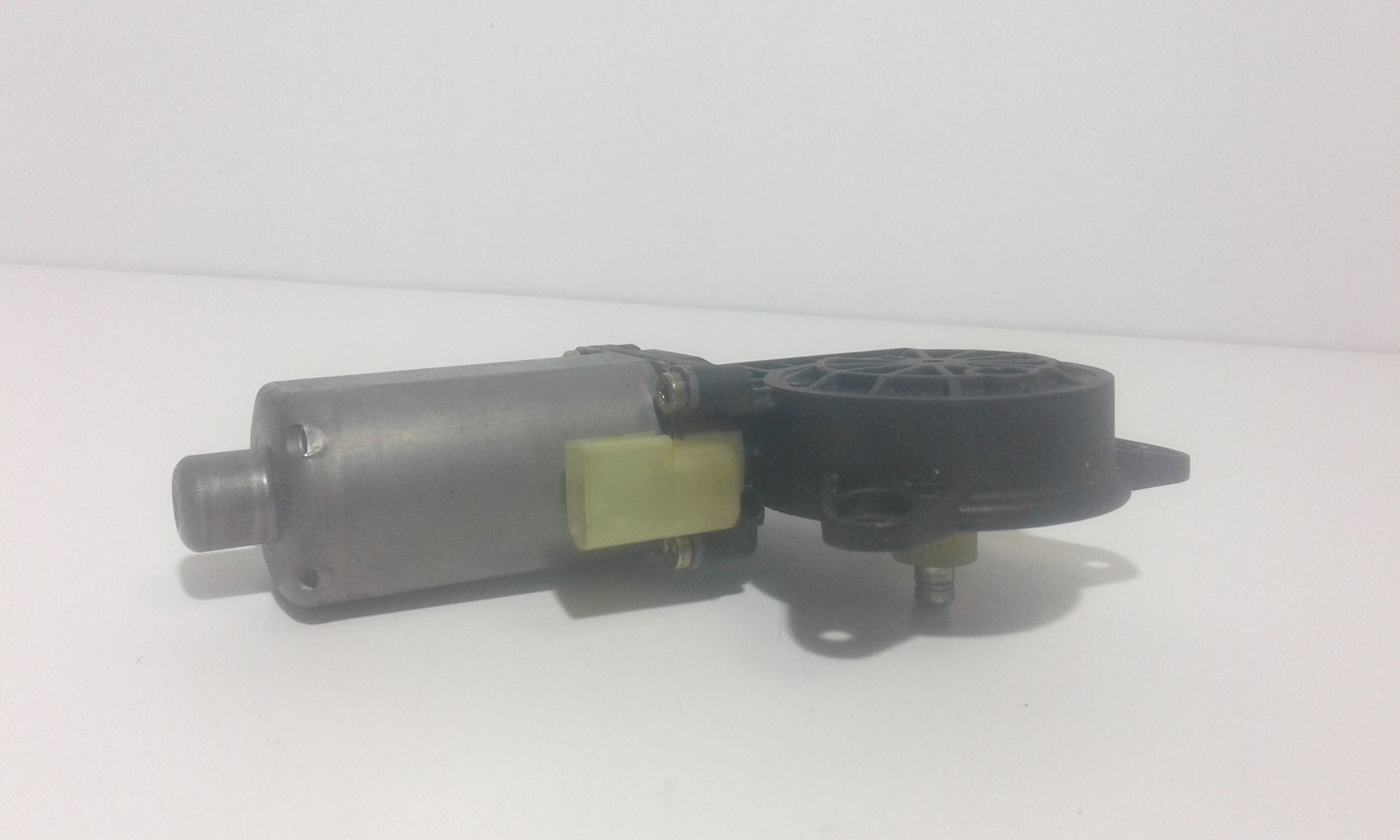 Motorino Alzacristallo Porta Ant. Destro 1205750 Usato