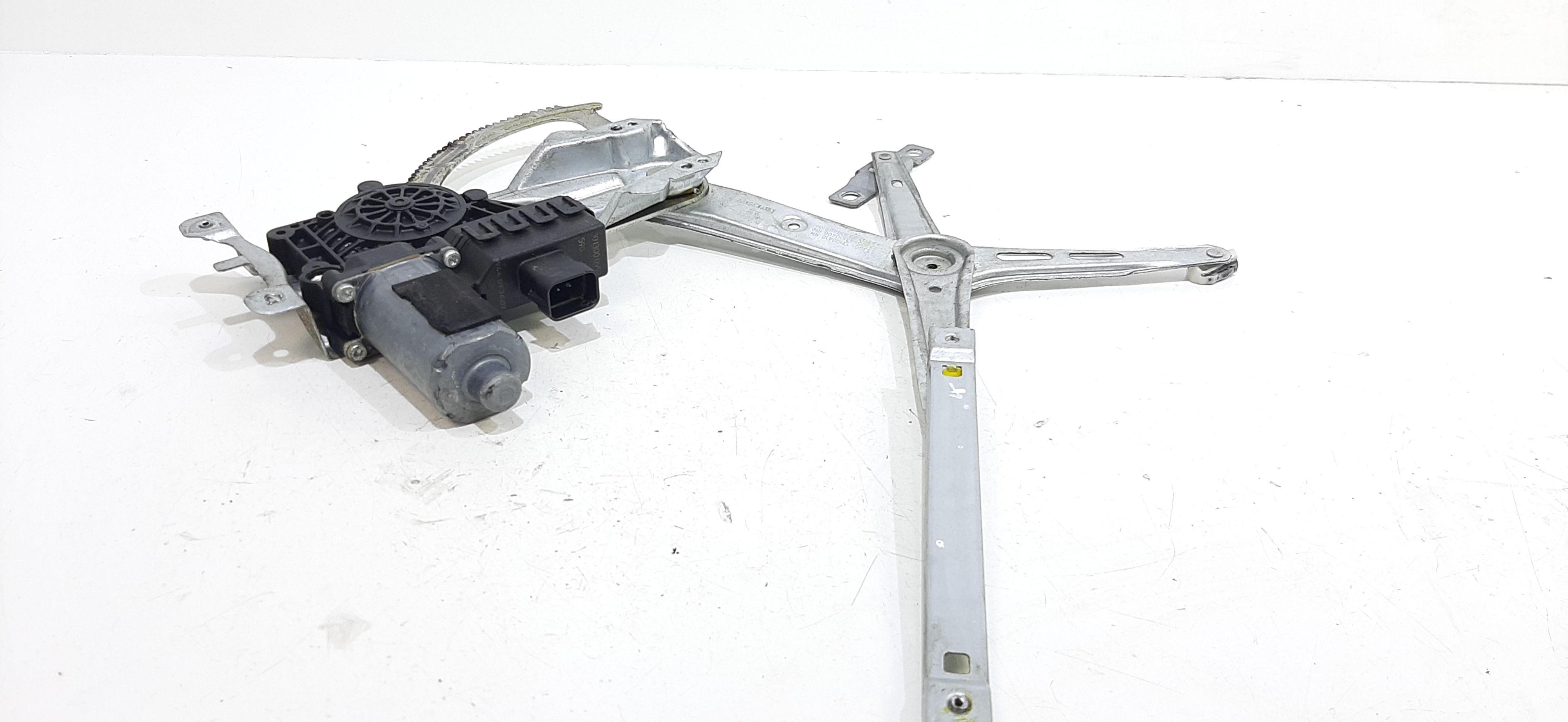 Alzacristallo Porta Ant. Destro Usato