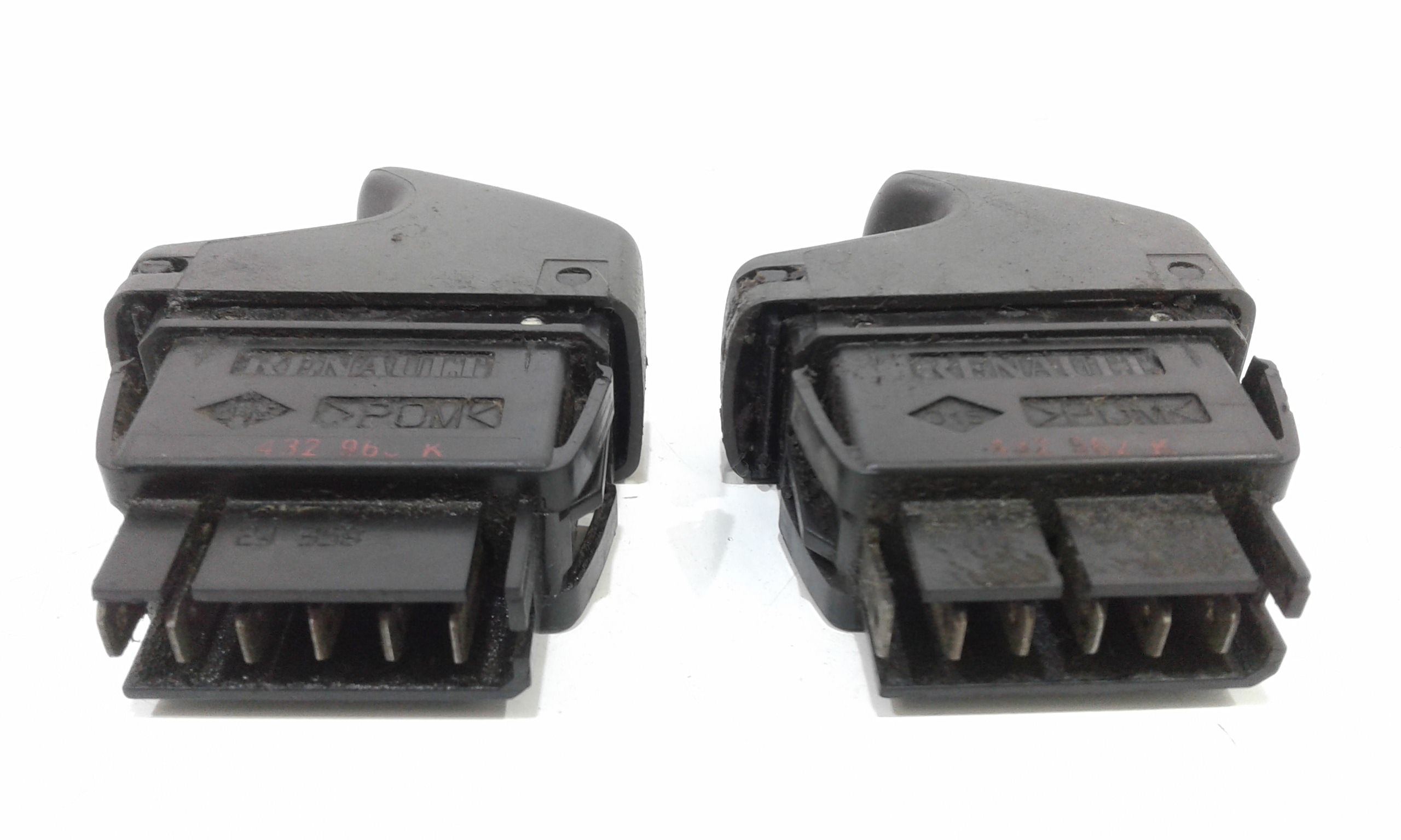 Interruttore Alzacristalli Porta Ant. Sinistro 7700432963 Usato