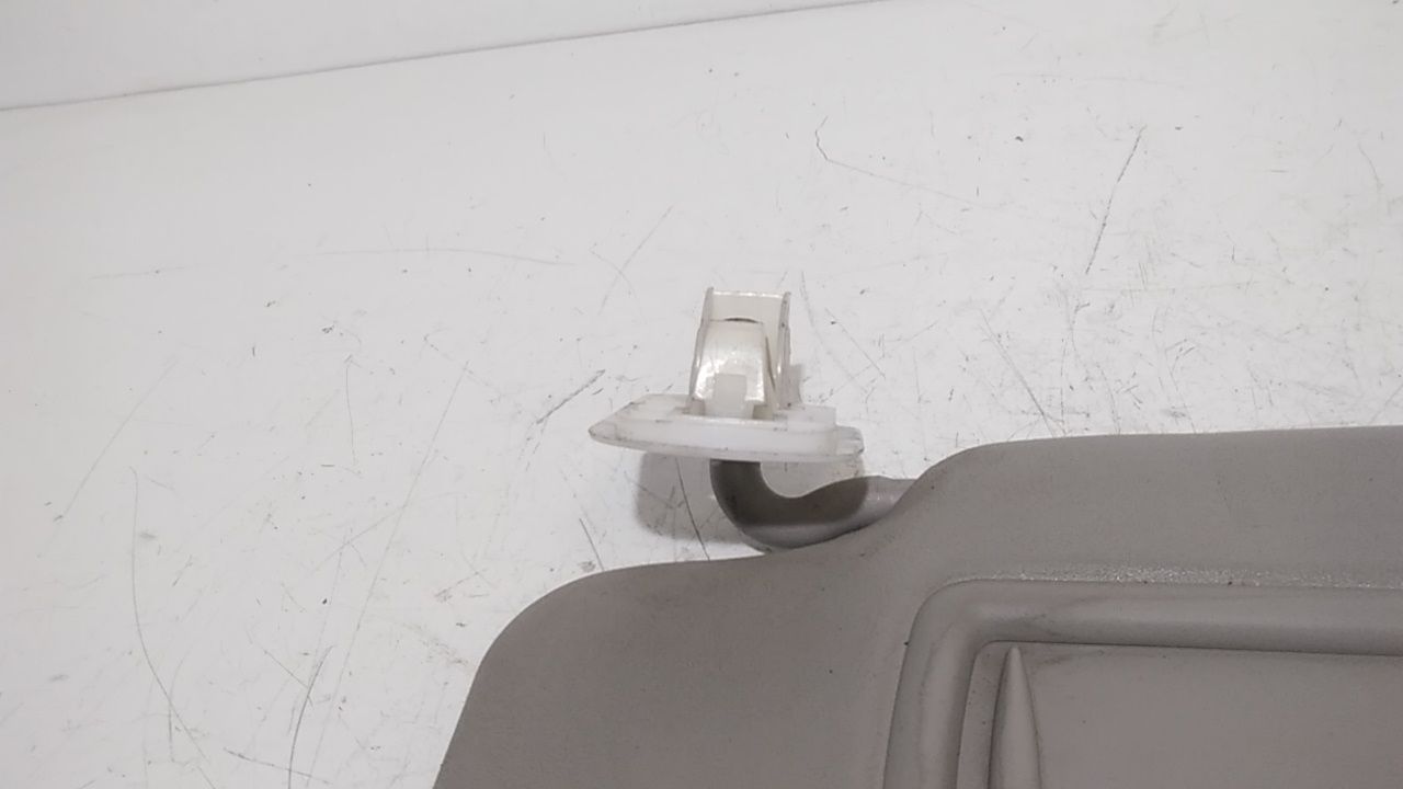 Aletta Parasole Parabrezza Sinistro 8200294234 Usato