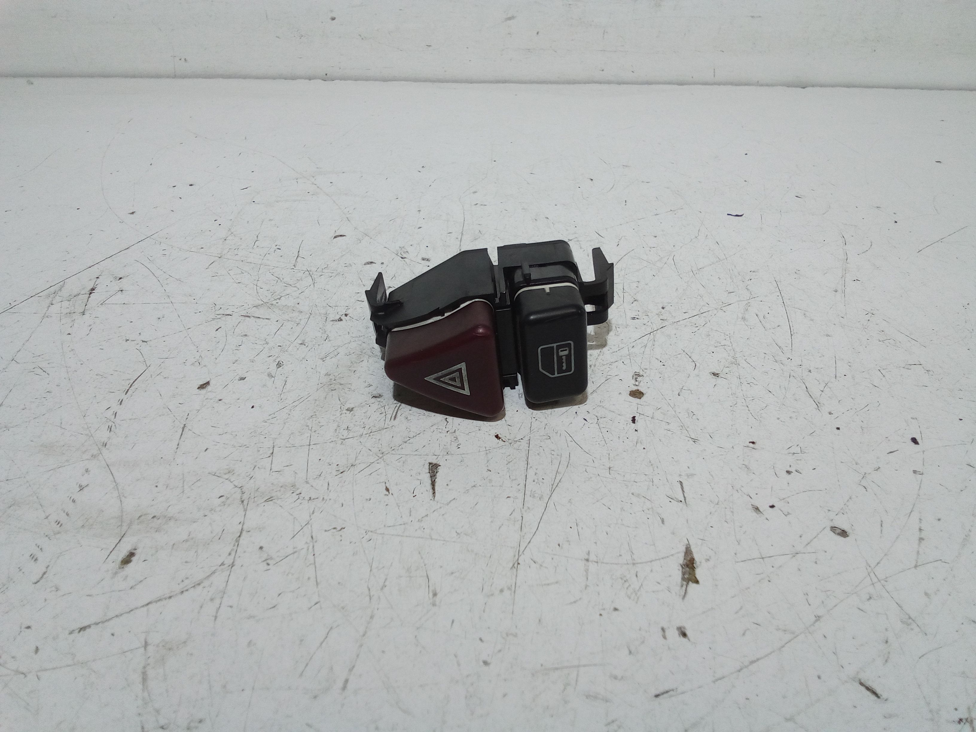 Interruttore Luci Emergenza Usato