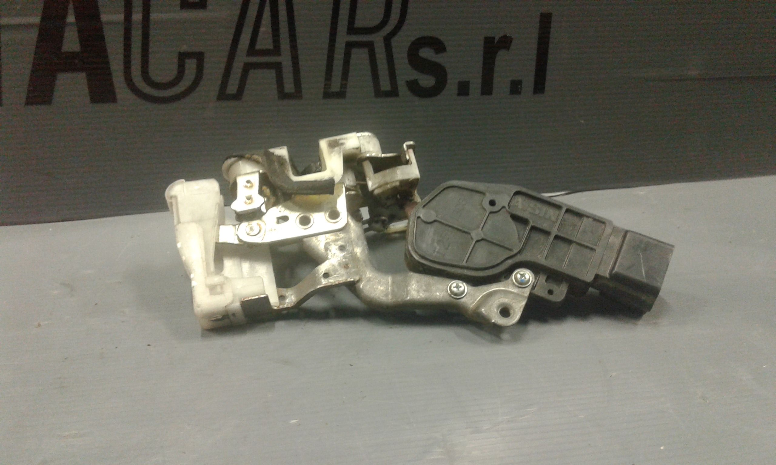 Serratura Porta Ant. Destro 690300H020 Usato