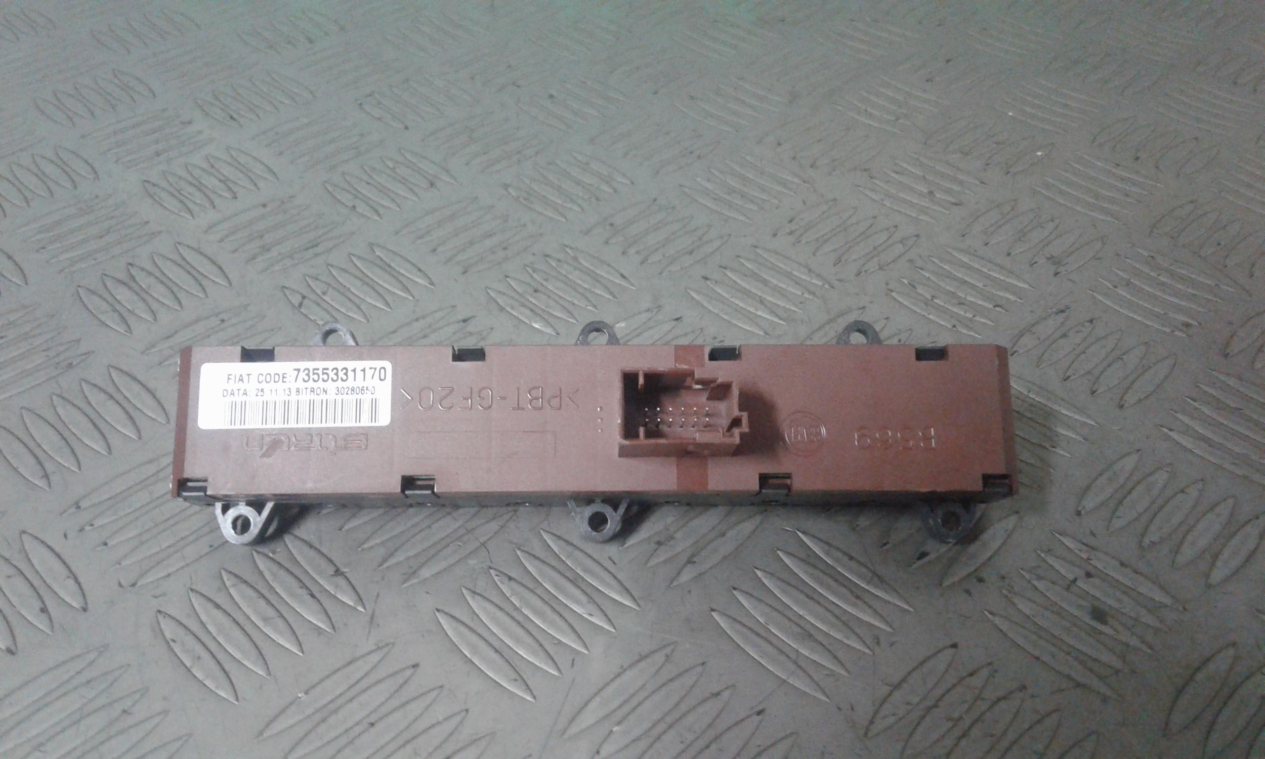 Blocco Comandi Multifunzioni 1612506680 Usato