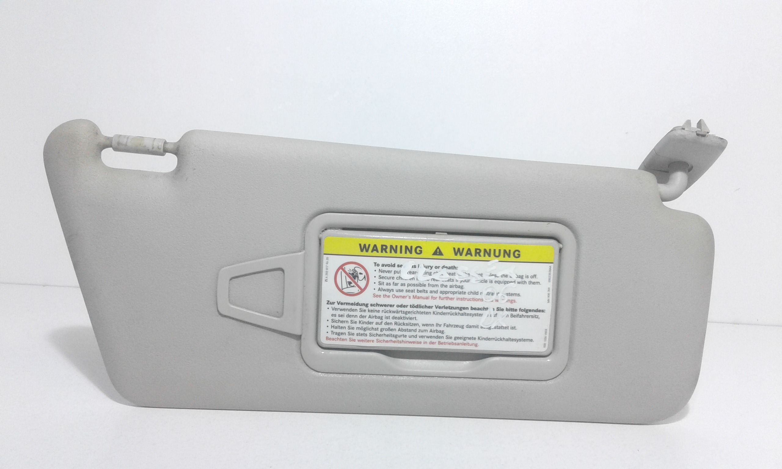 Aletta Parasole Parabrezza Destro A16981002107H48 Usato