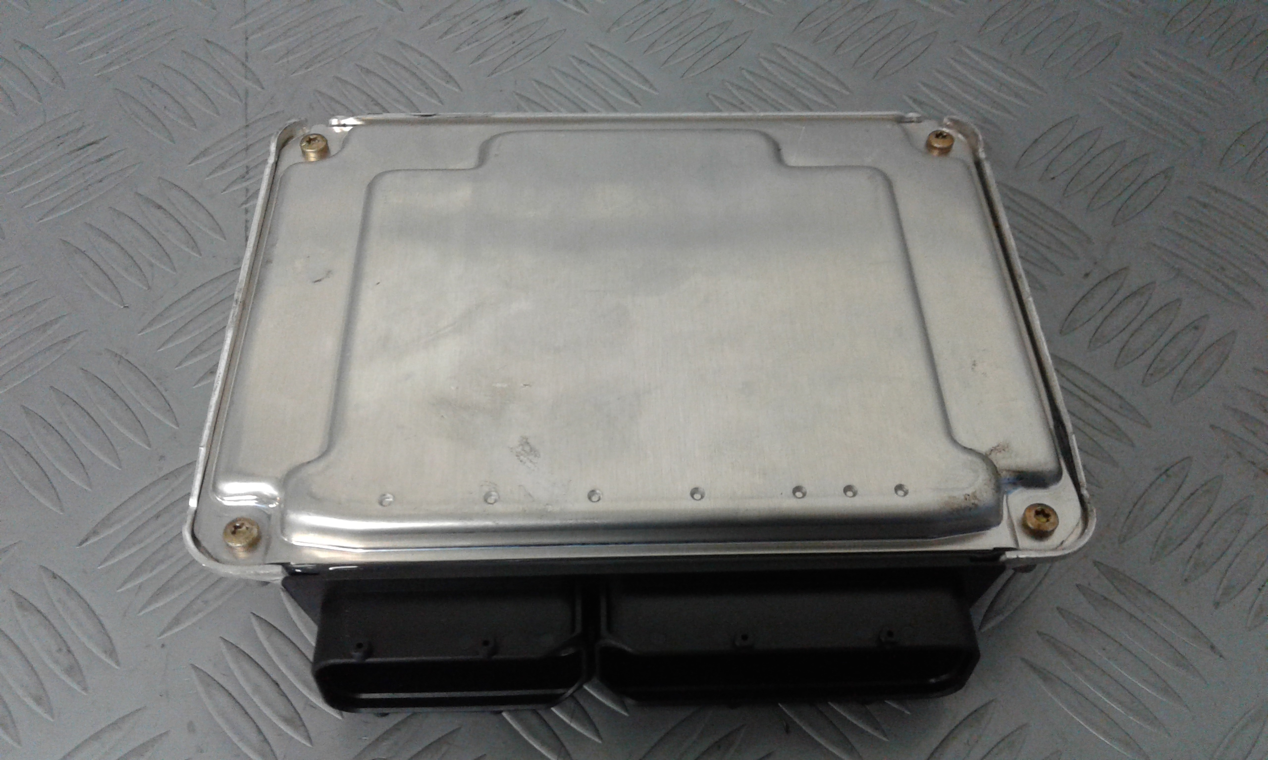 Centralina Iniezione 8E0909518NX Usato