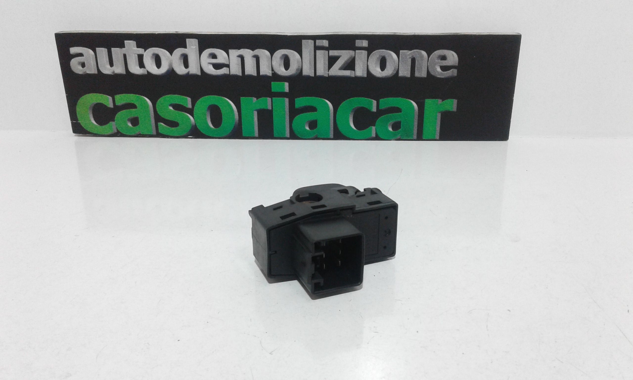 Interruttore Alzacristalli Porta Ant. Destro Usato