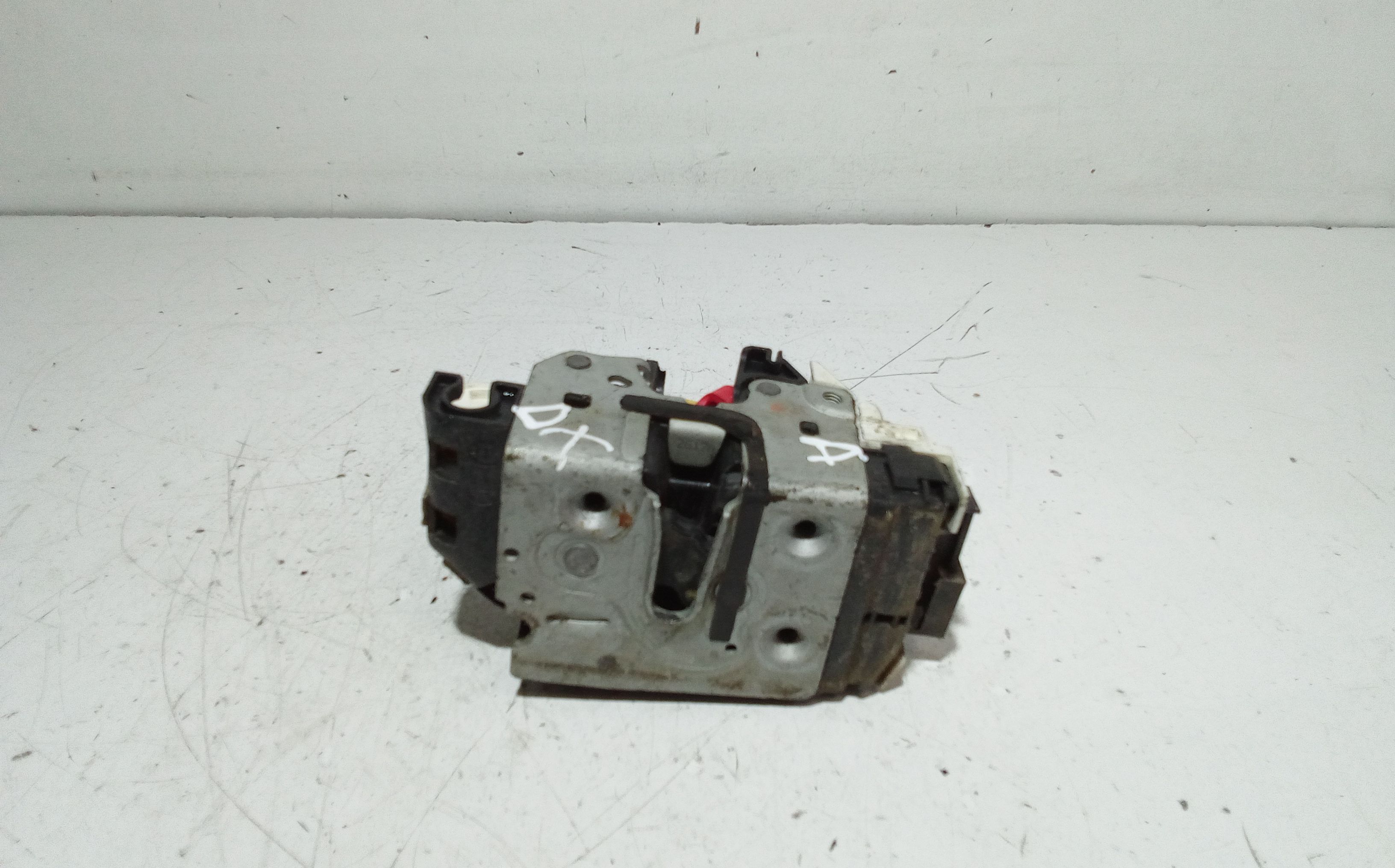 Serratura Porta Ant. Destro K04589410AG Usato