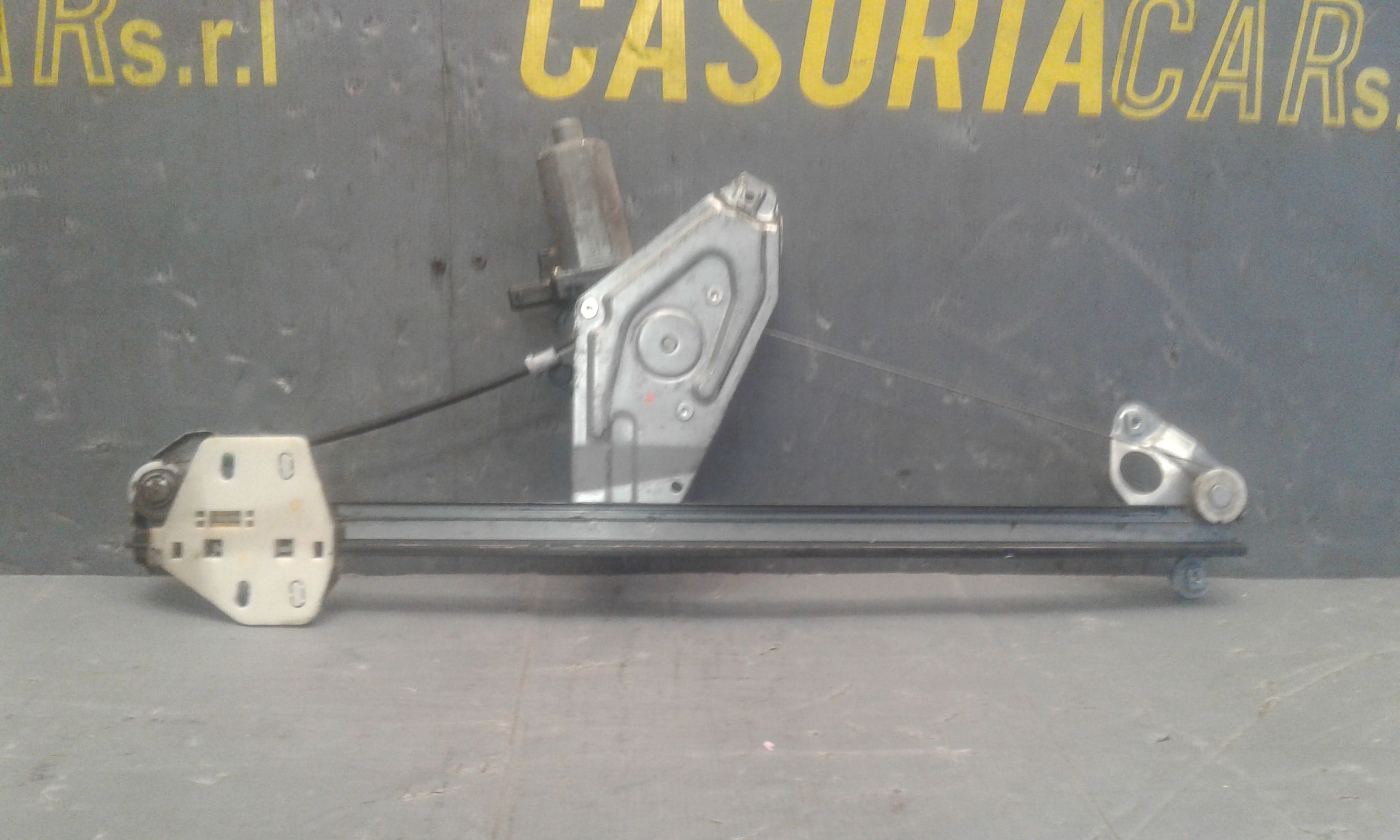 Alzacristallo Porta Ant. Sinistro Usato