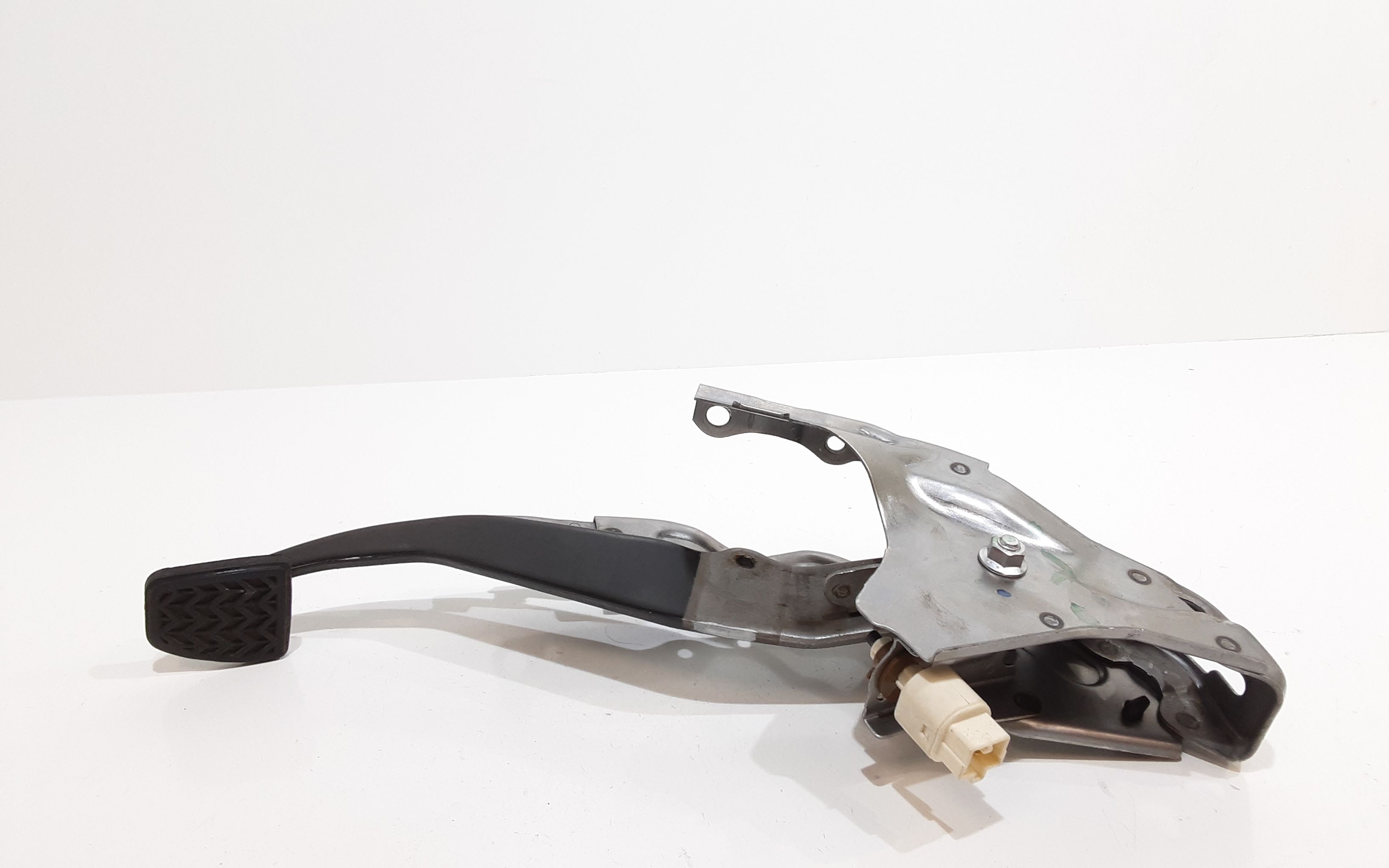 Pedale Freno 471010H030 Usato