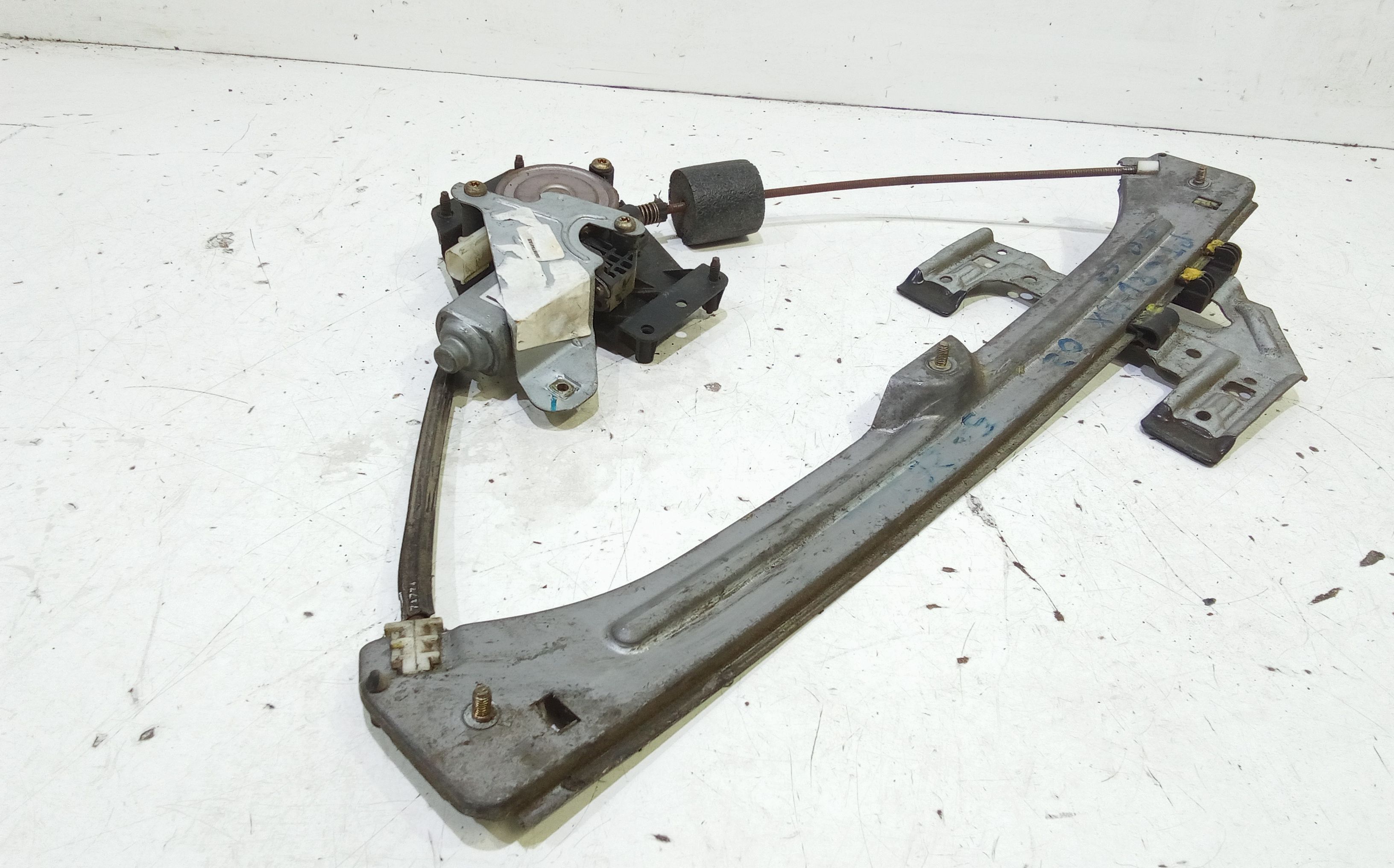 Alzacristallo Porta Ant. Sinistro Usato