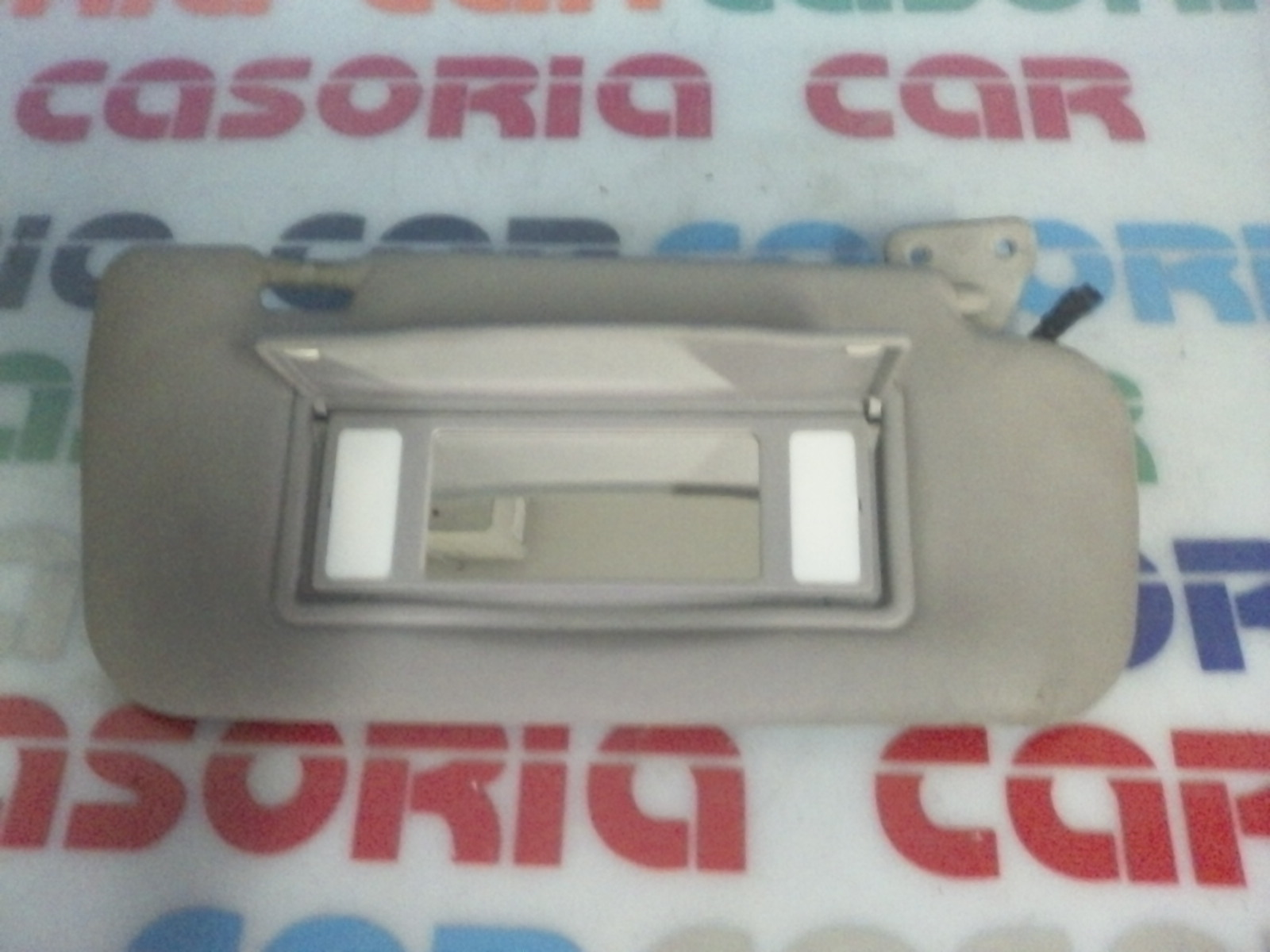 Aletta Parasole Parabrezza Destro 964009F600 Usato