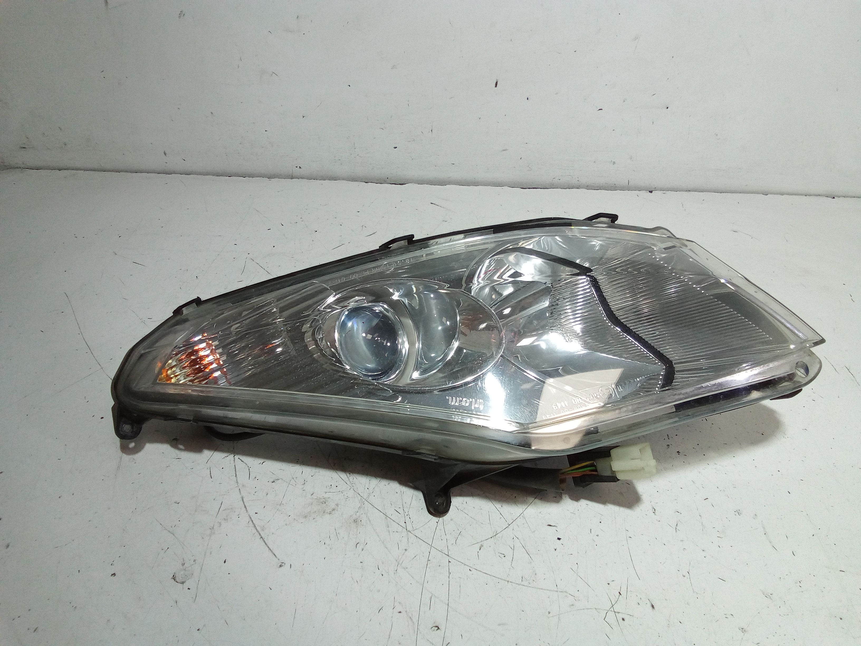 Faro Anteriore Usato