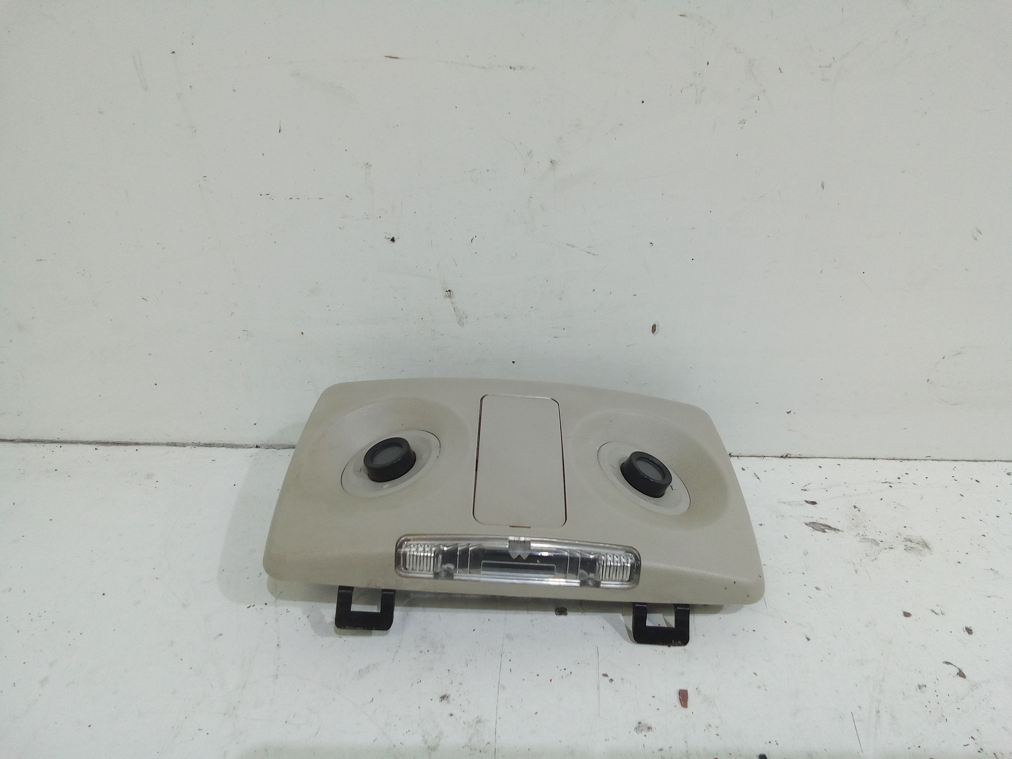 Luce Cortesia Ant. Tetto Usato