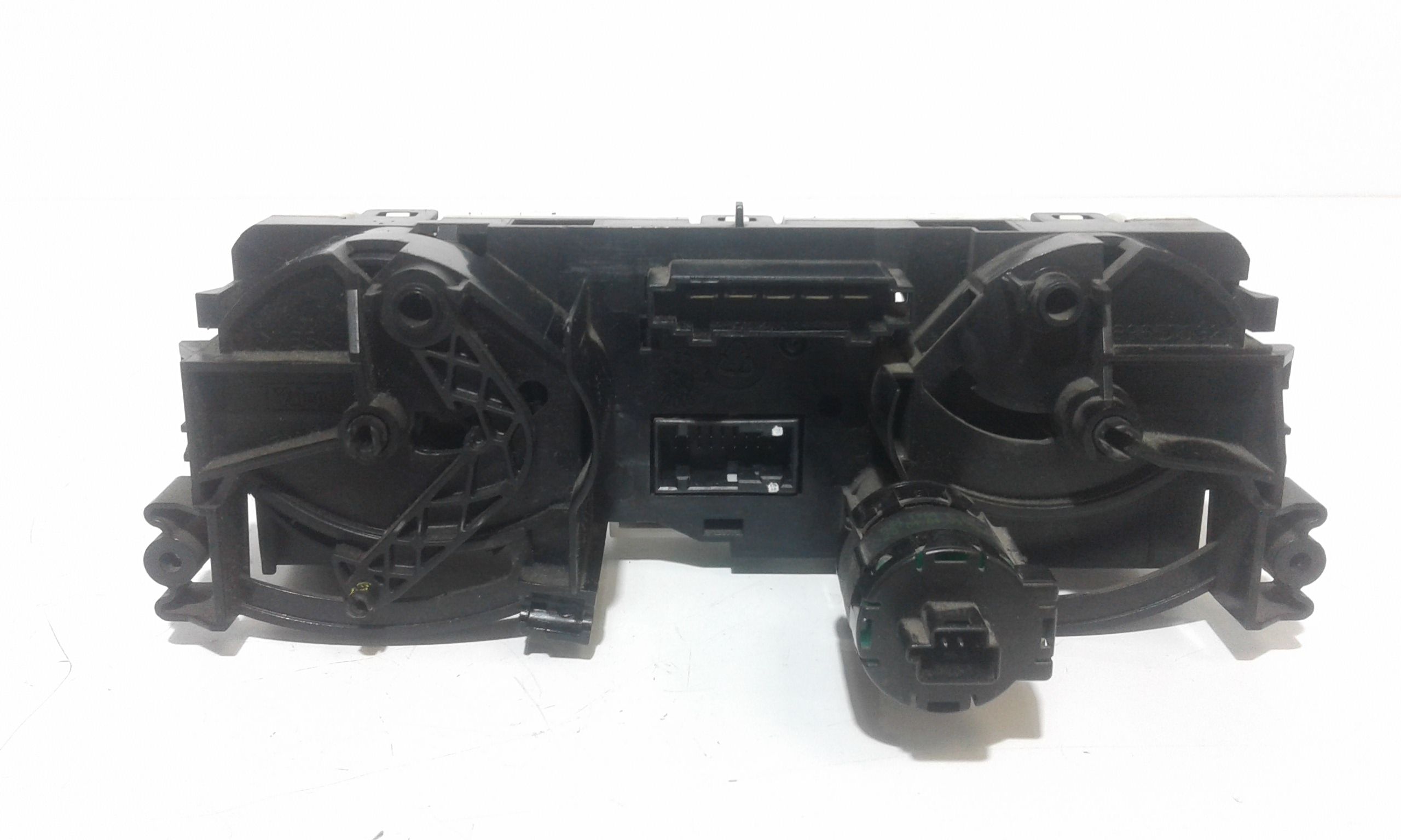 Blocco Comando Climatizzazione 7820A257 Usato