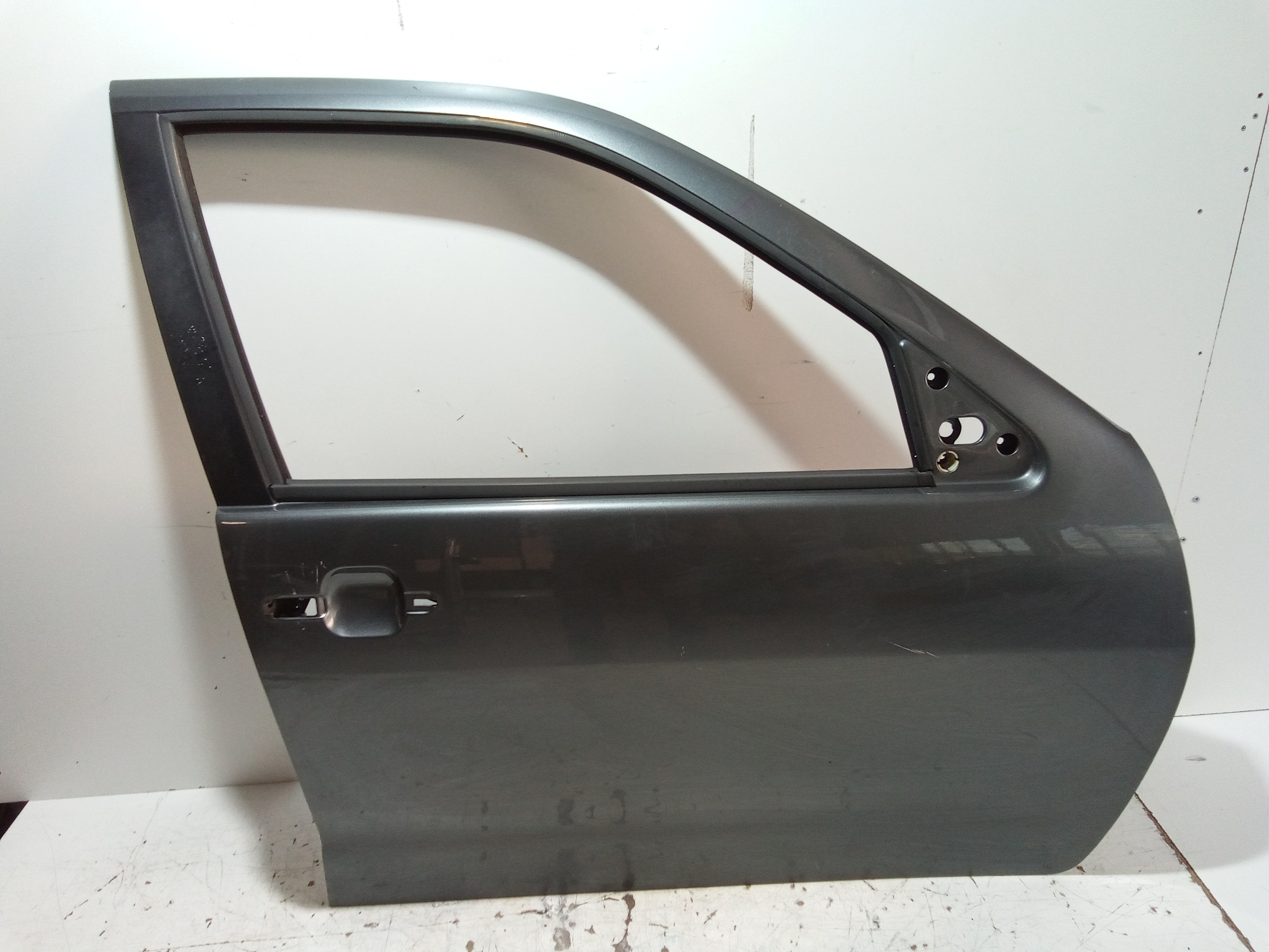 Porta Ant. Destro 6K4831052C Usato