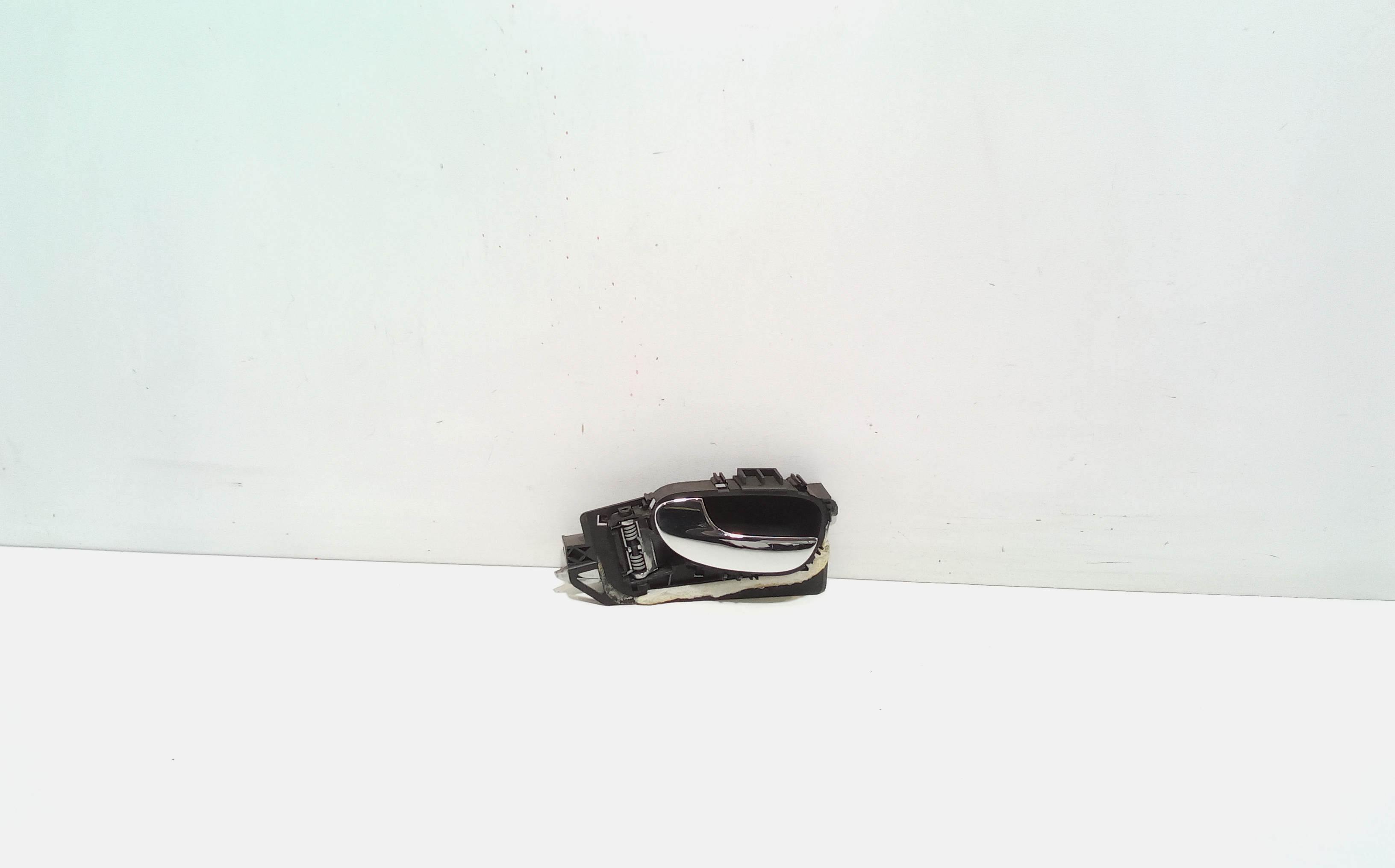 Maniglia Int. Apertura Porta Post. Sinistro 9143F4 Usato