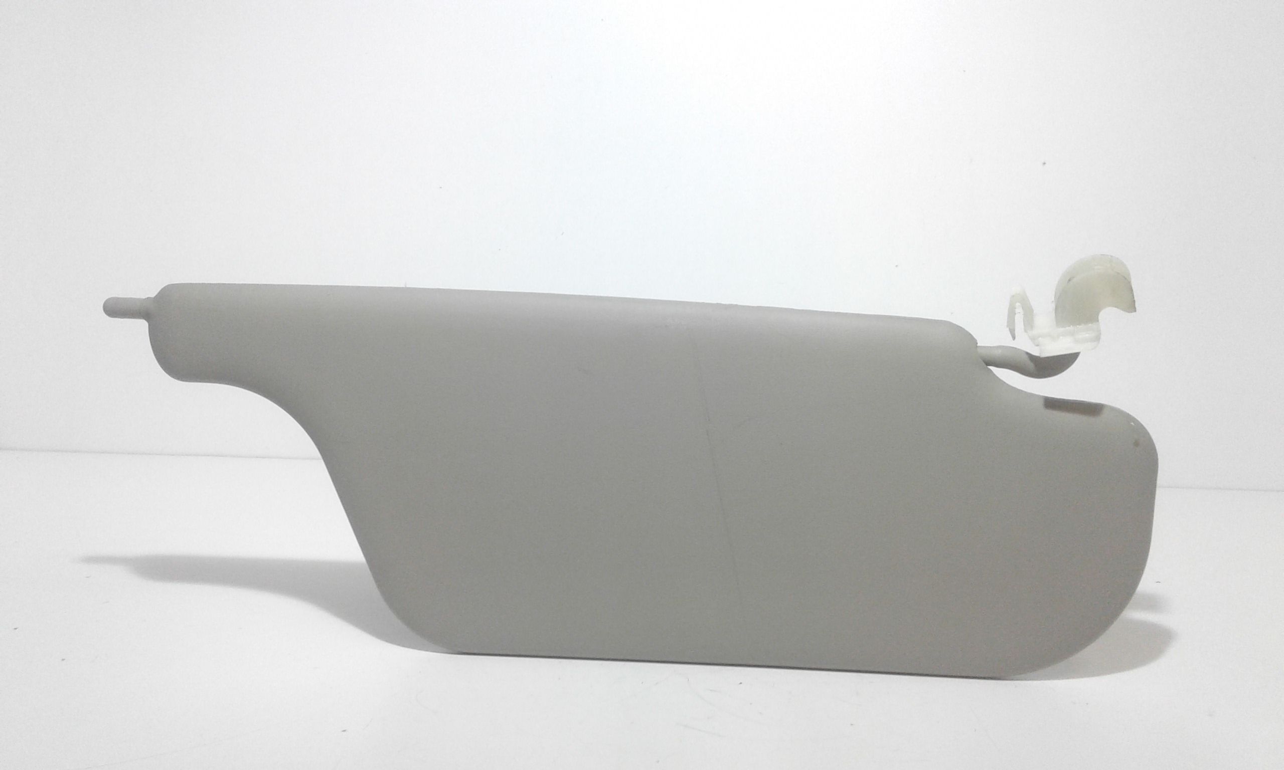 Aletta Parasole Parabrezza Sinistro 8200294234 Usato