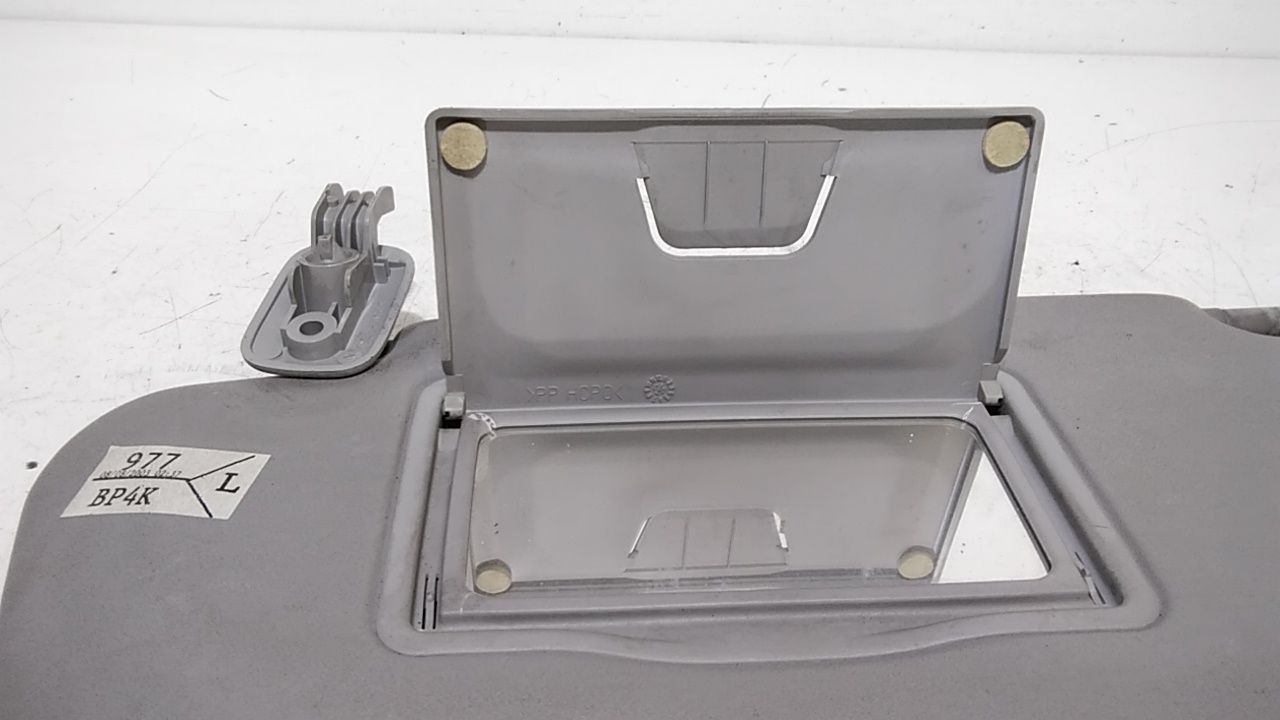 Aletta Parasole Parabrezza Sinistro BP4K69320C30 Usato