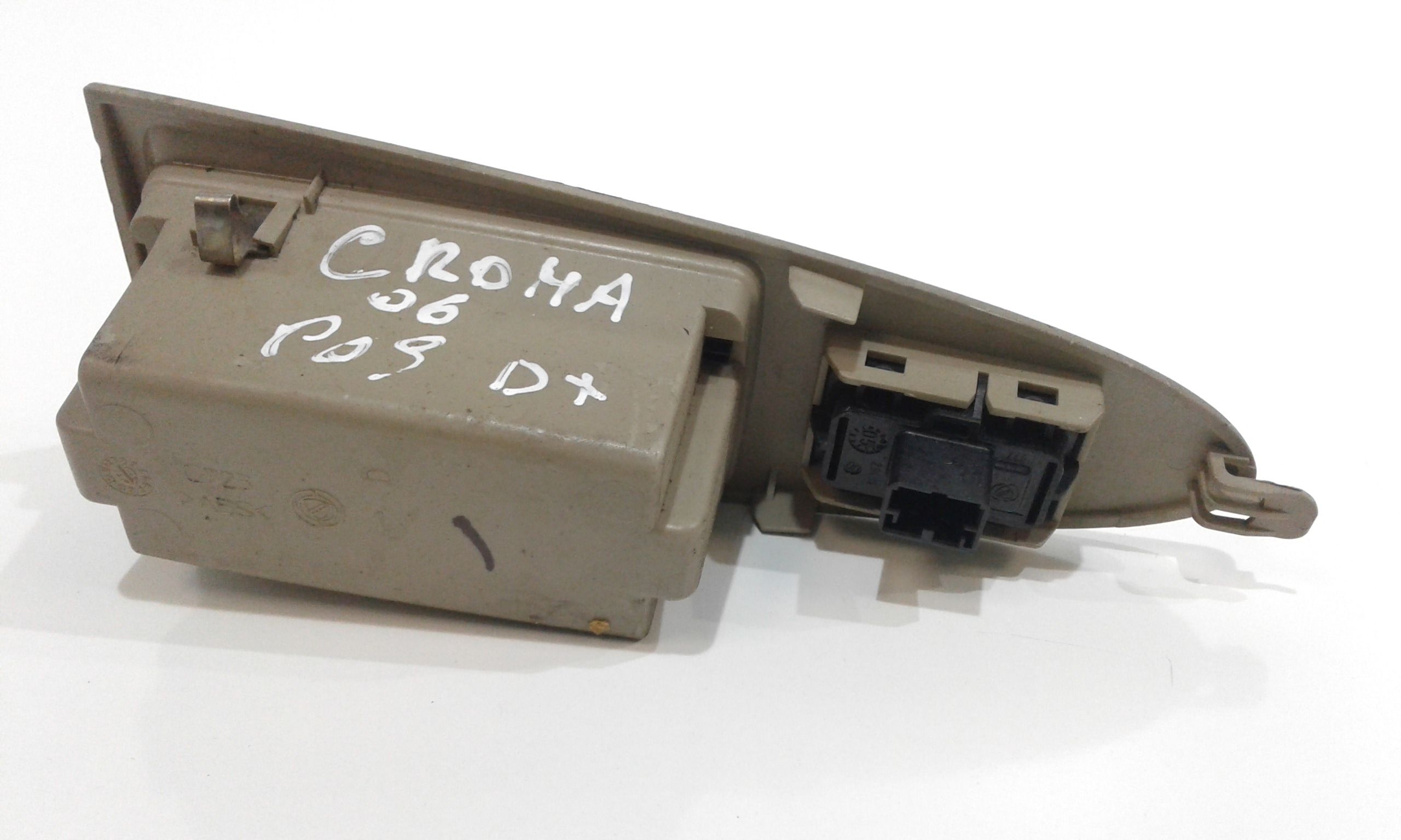 Interruttore Alzacristalli Porta Post. Destro 735398869 Usato