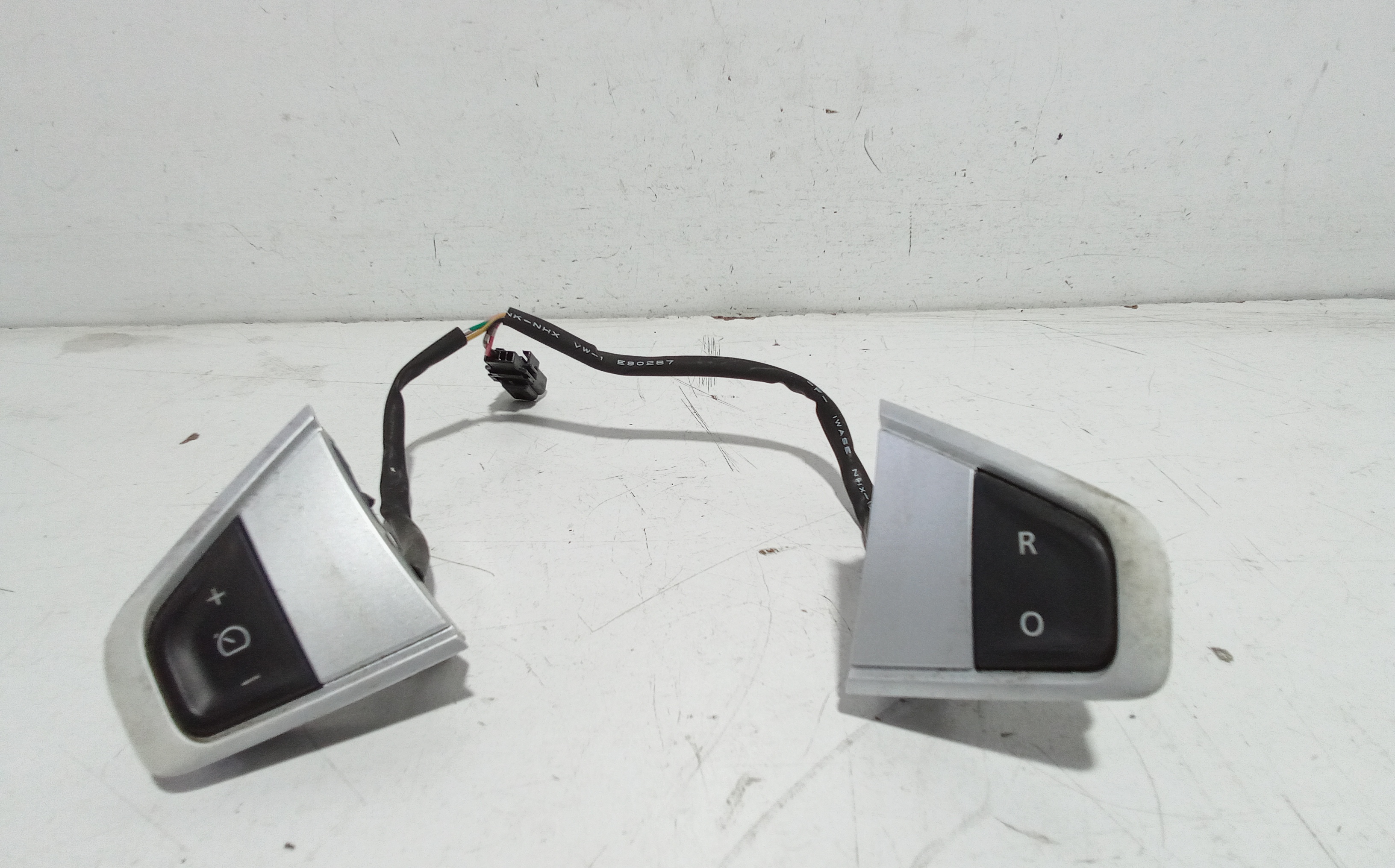 Blocco Volante Multifunzione Usato