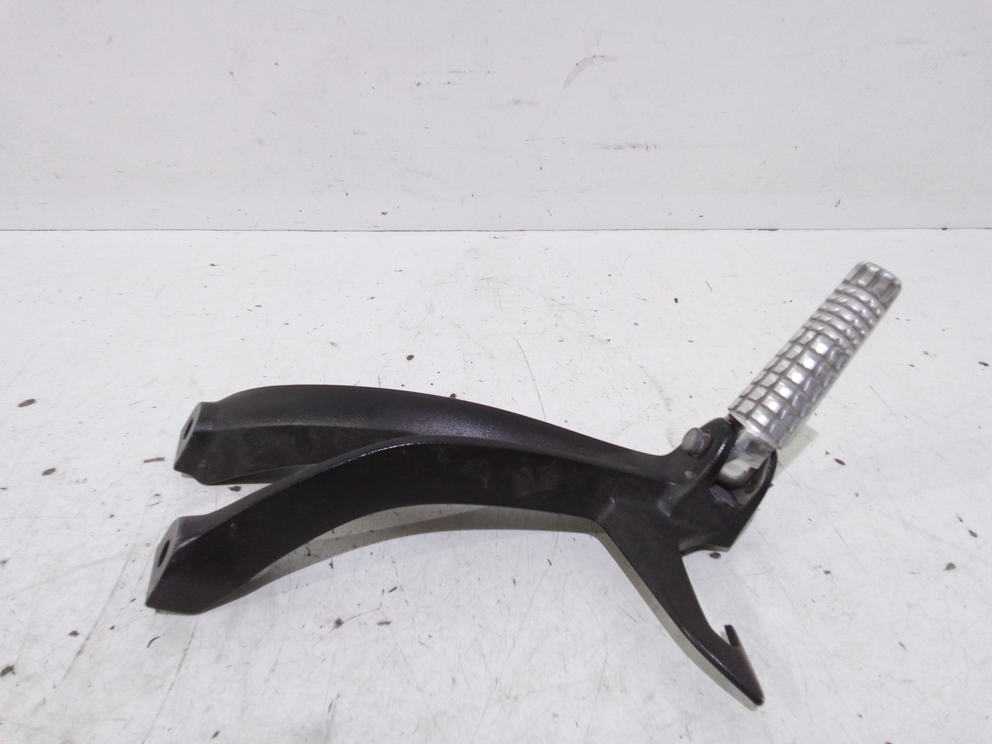 Staffa Supporto Pedalino Usato