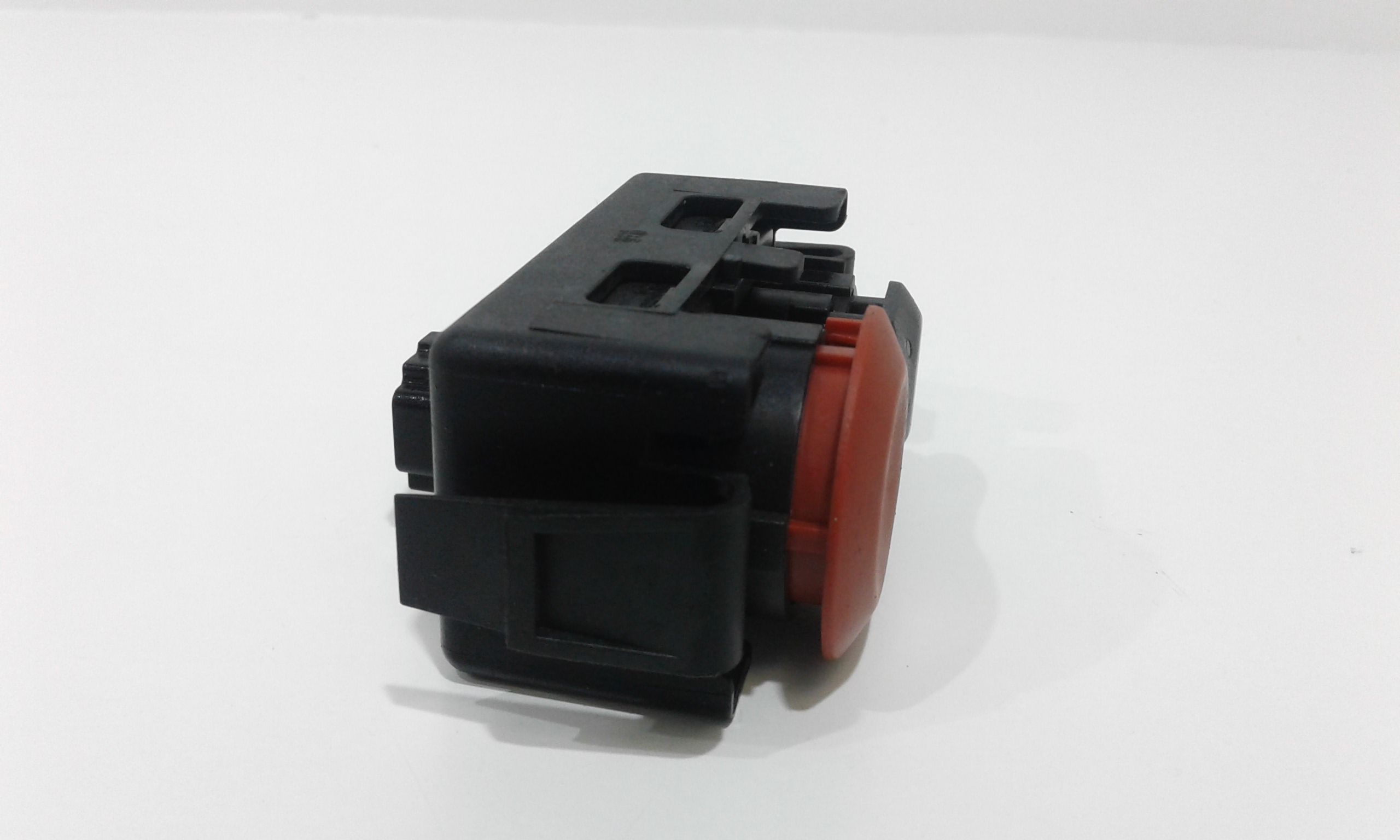 Interruttore Luci Emergenza 252103766R Usato