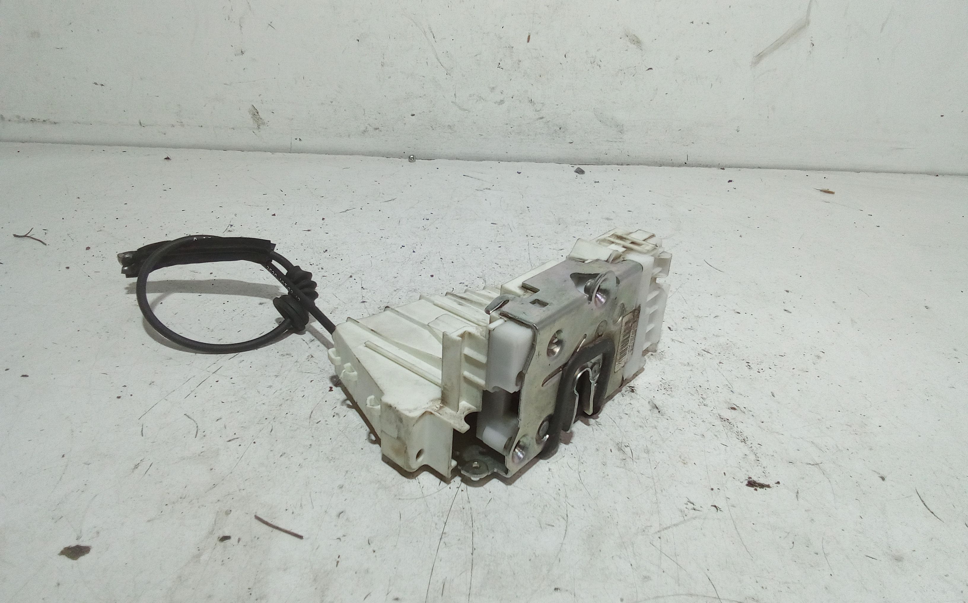 Serratura Porta Ant. Sinistro A1697203535 Usato