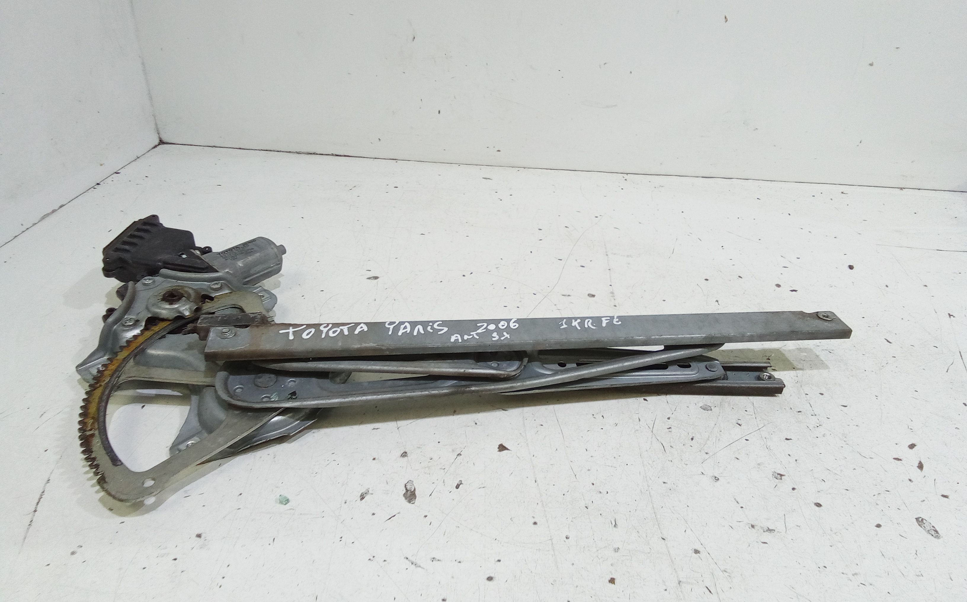 Alzacristallo Porta Ant. Sinistro 6982052270 Usato