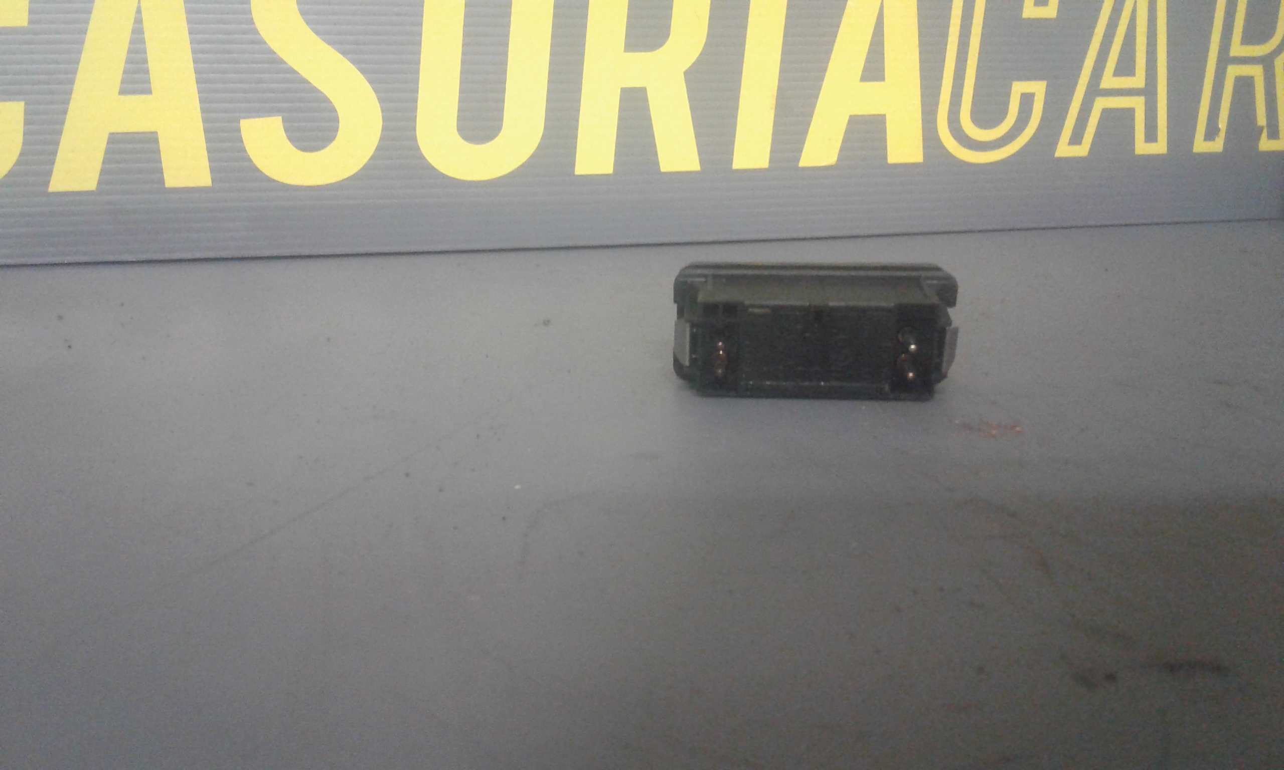 Interruttore Luci Emergenza Usato